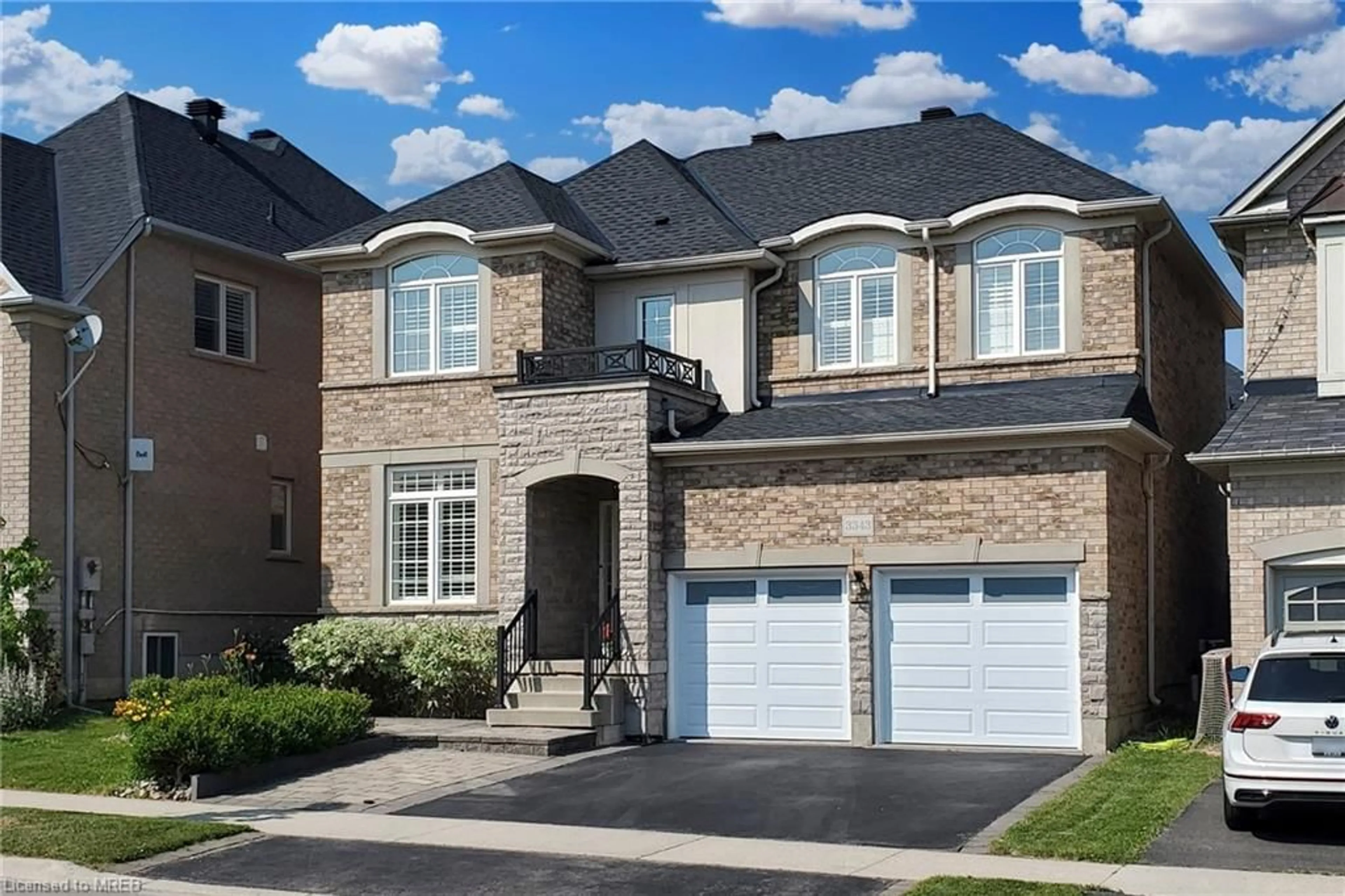 Home with brick exterior material for 3343 Cline St, Burlington Ontario L7M 0J9