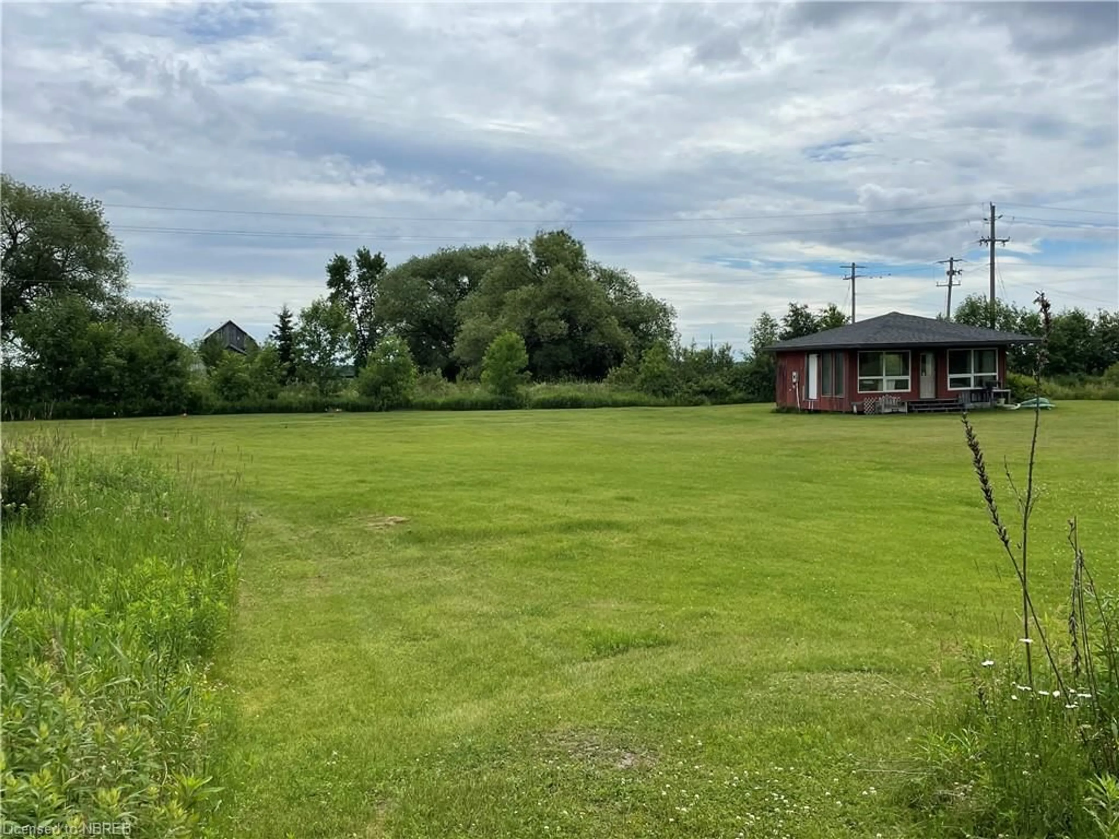 Frontside or backside of a home, cottage for 577 Quesnel Rd, Sturgeon Falls Ontario P2B 3N4