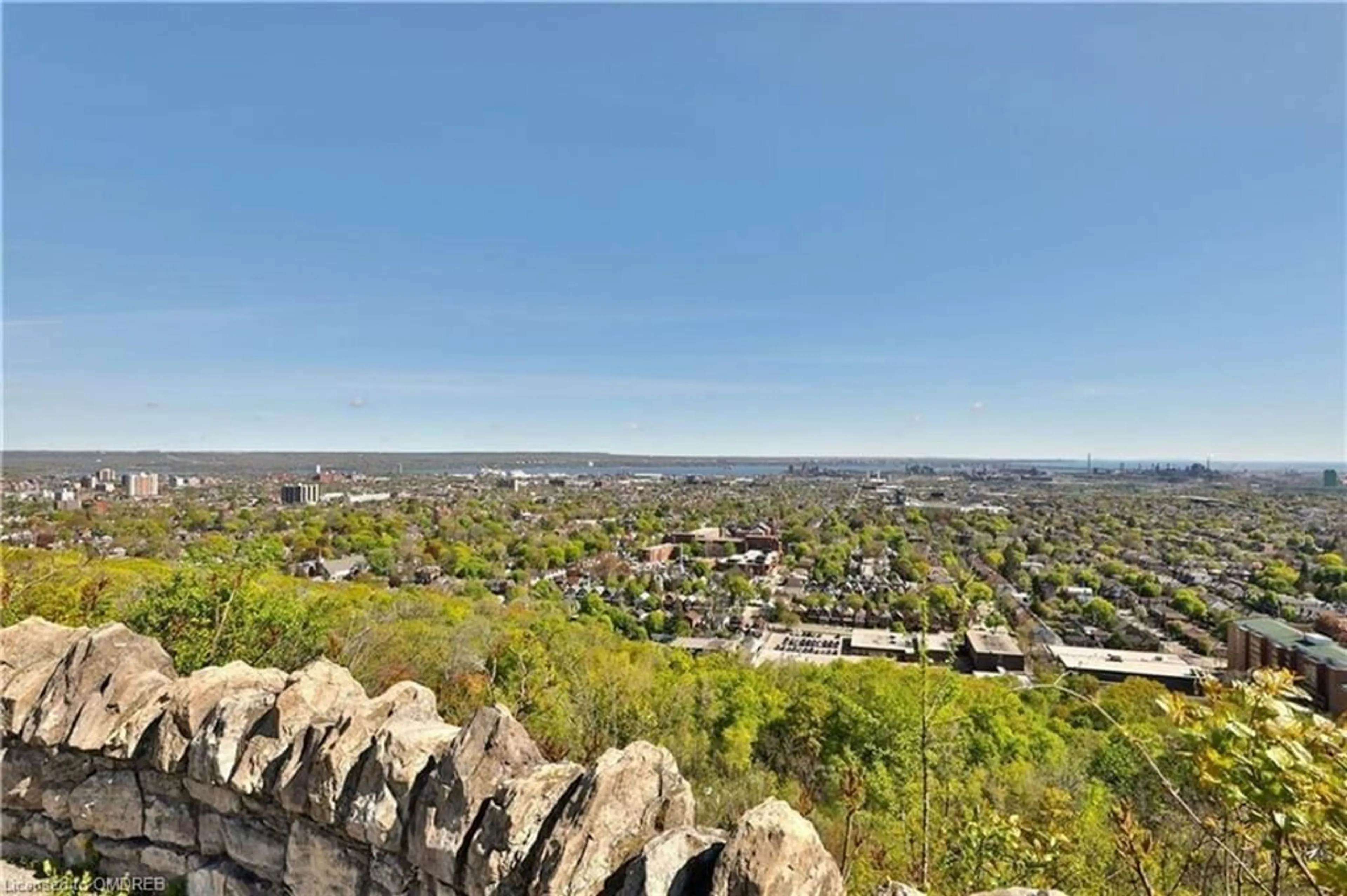 Lakeview for 5 East 36th St #205C, Hamilton Ontario L8V 3Y6