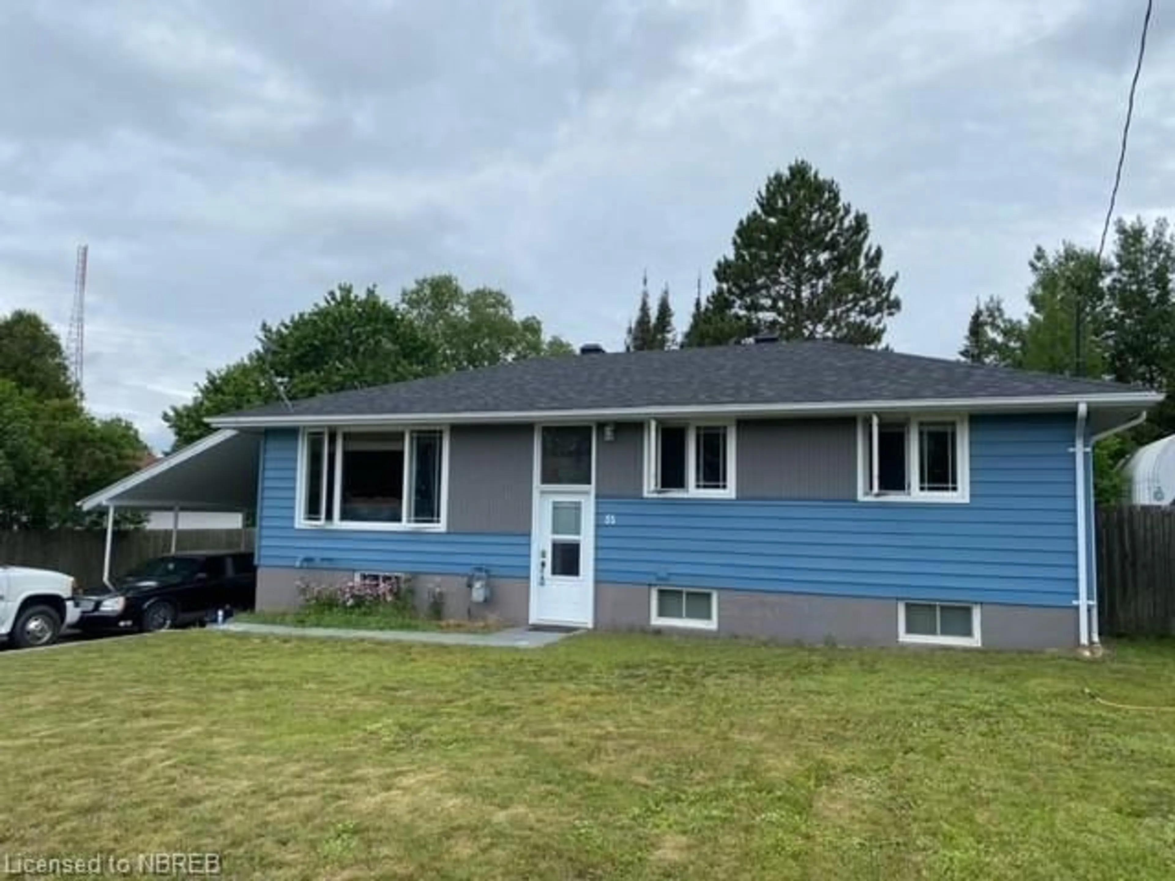 Frontside or backside of a home for 35 Birch Cres, Temagami Ontario P0H 2H0