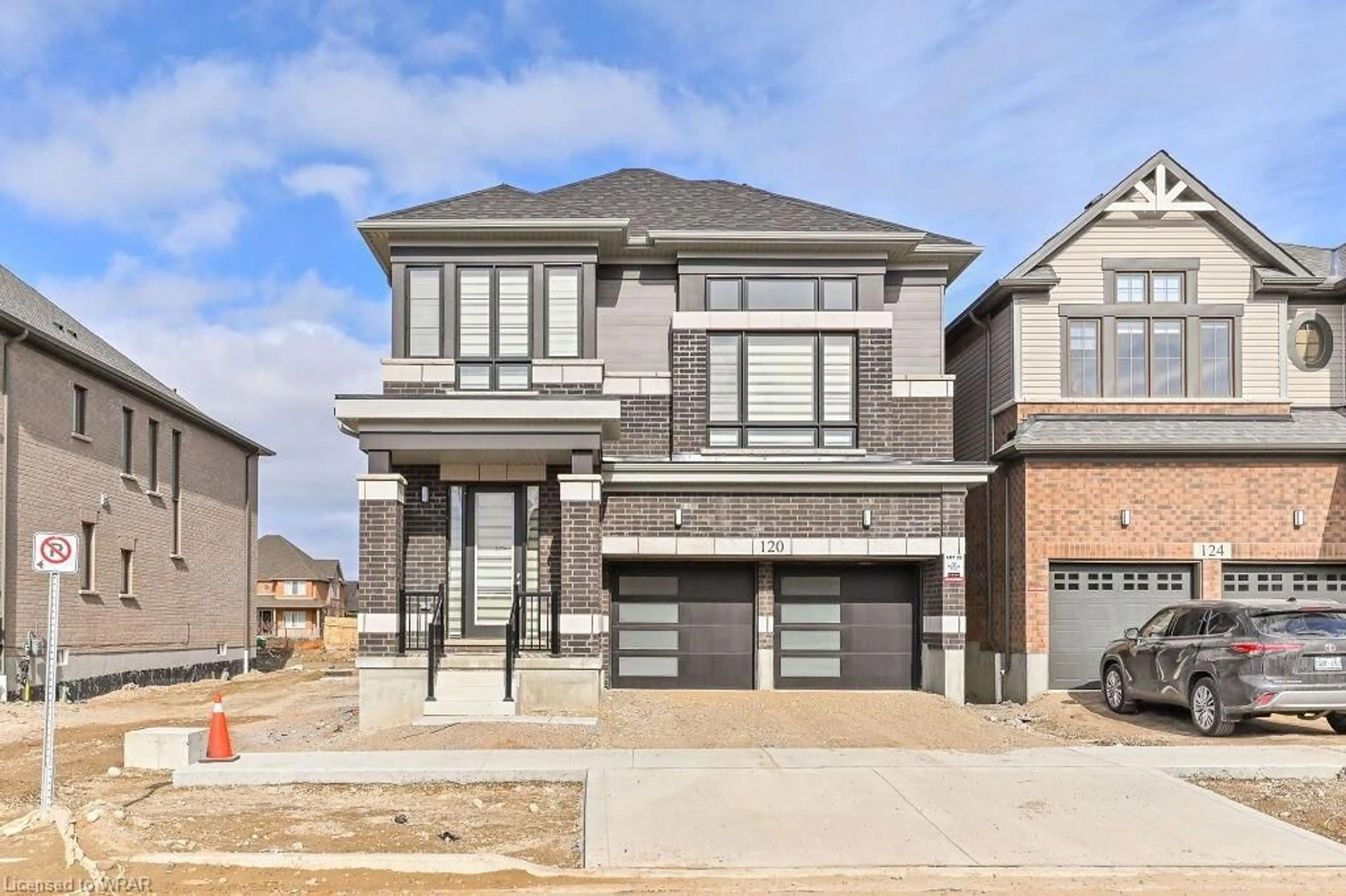 Home with brick exterior material for 120 Blacklock St, Cambridge Ontario N1S 0E3