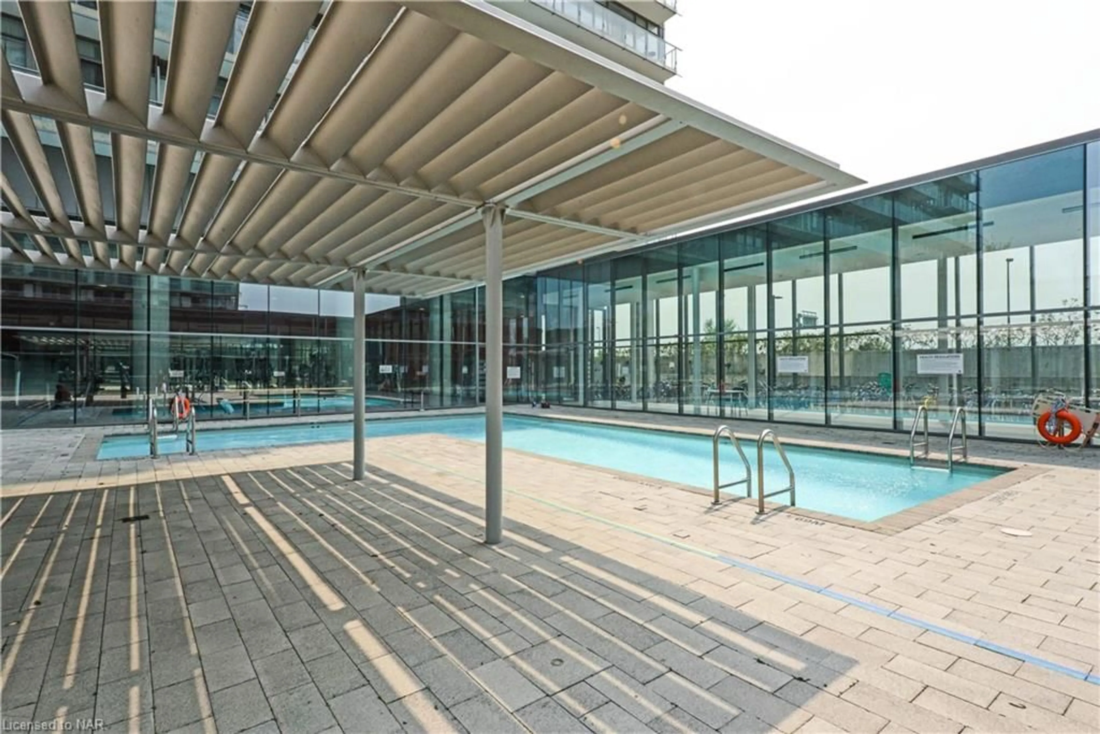 Indoor or outdoor pool for 103 The Queensway #405, Toronto Ontario M6S 5B3