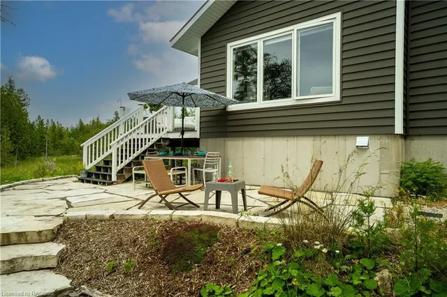 422 Dorcas Bay Rd, Tobermory 4