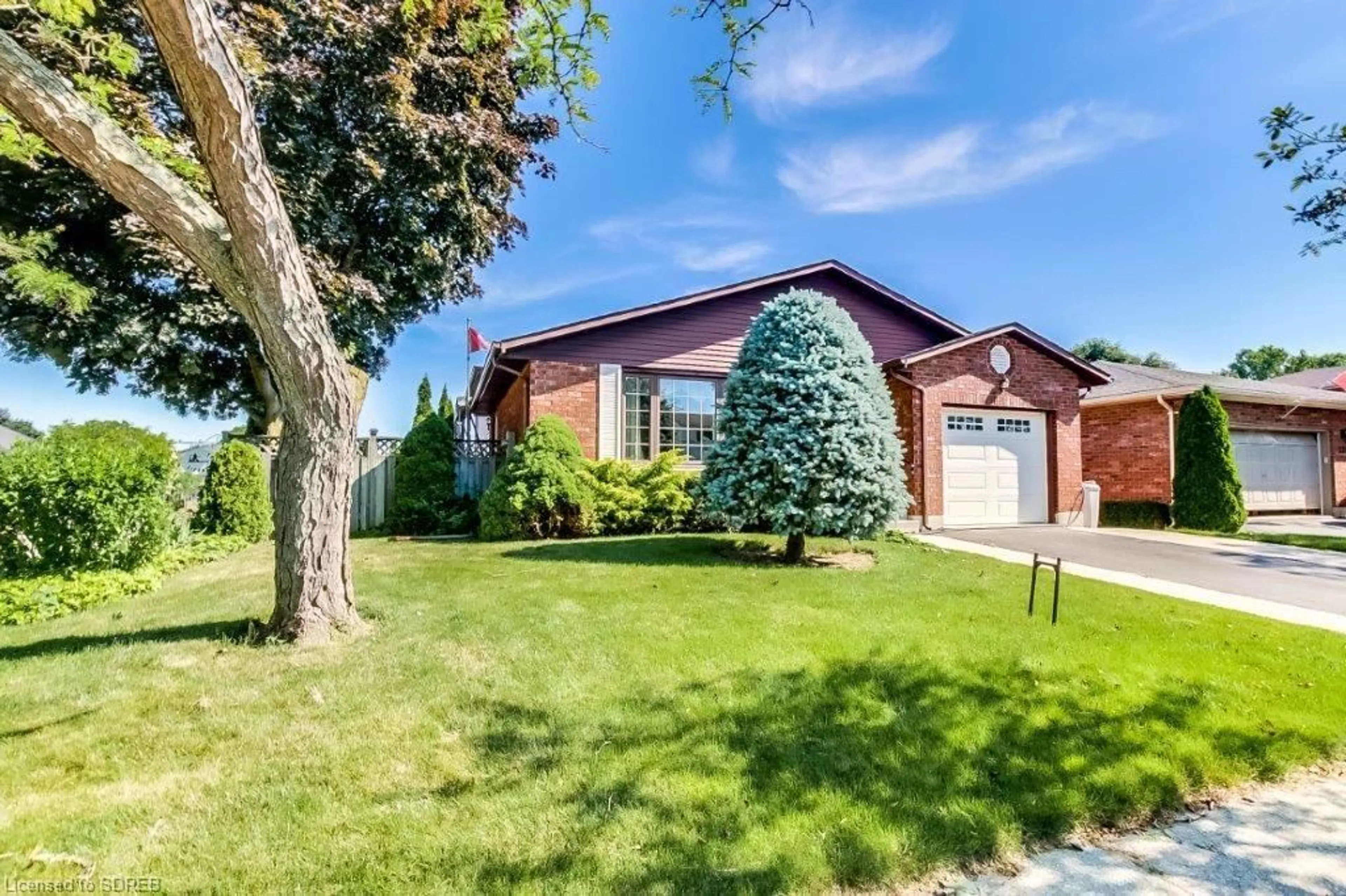Frontside or backside of a home for 123 Lynndale Rd, Simcoe Ontario N3Y 5J2