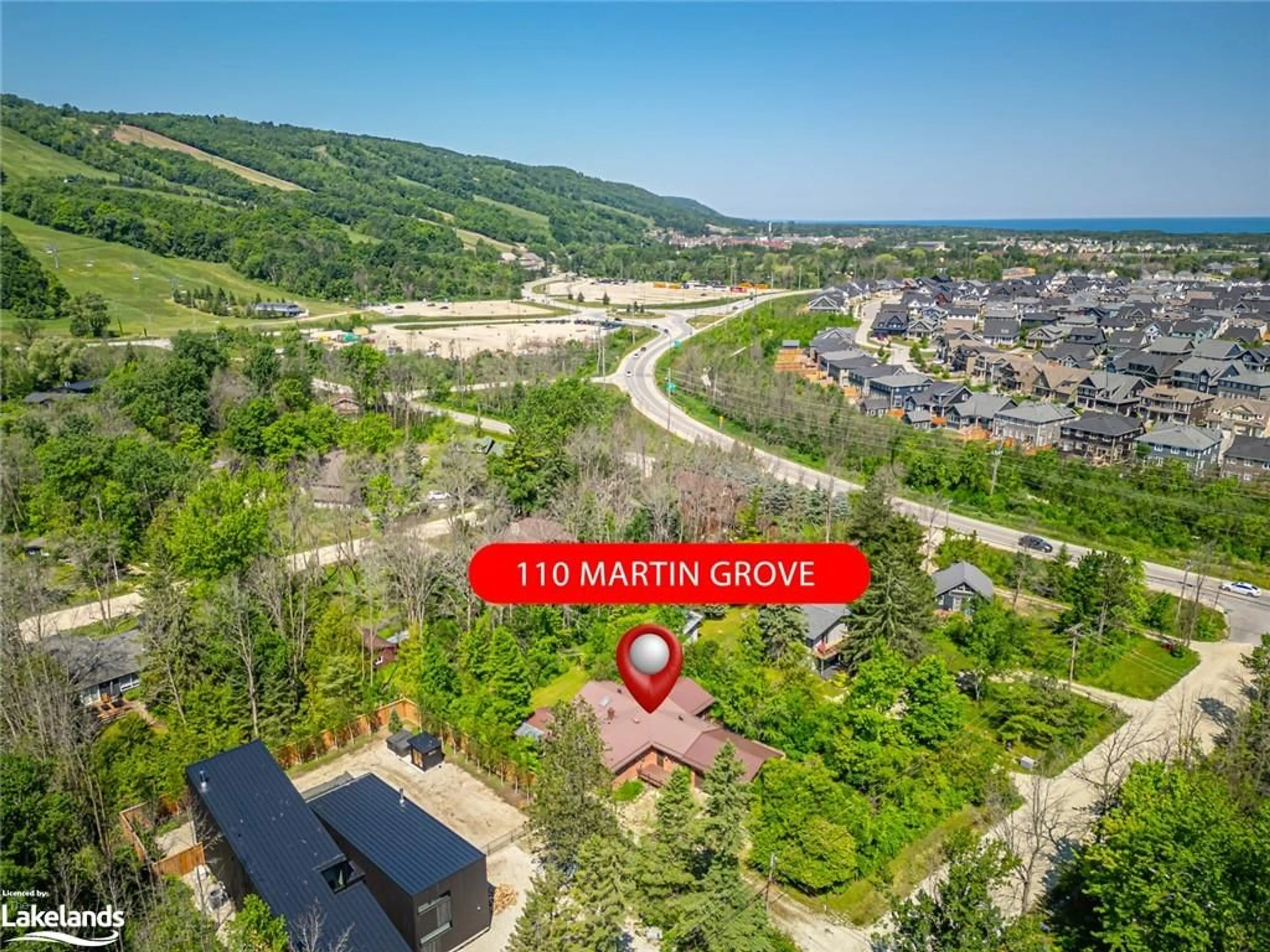 A pic from exterior of the house or condo, the street view for 110 Martin Grove, The Blue Mountains Ontario L9Y 0N5