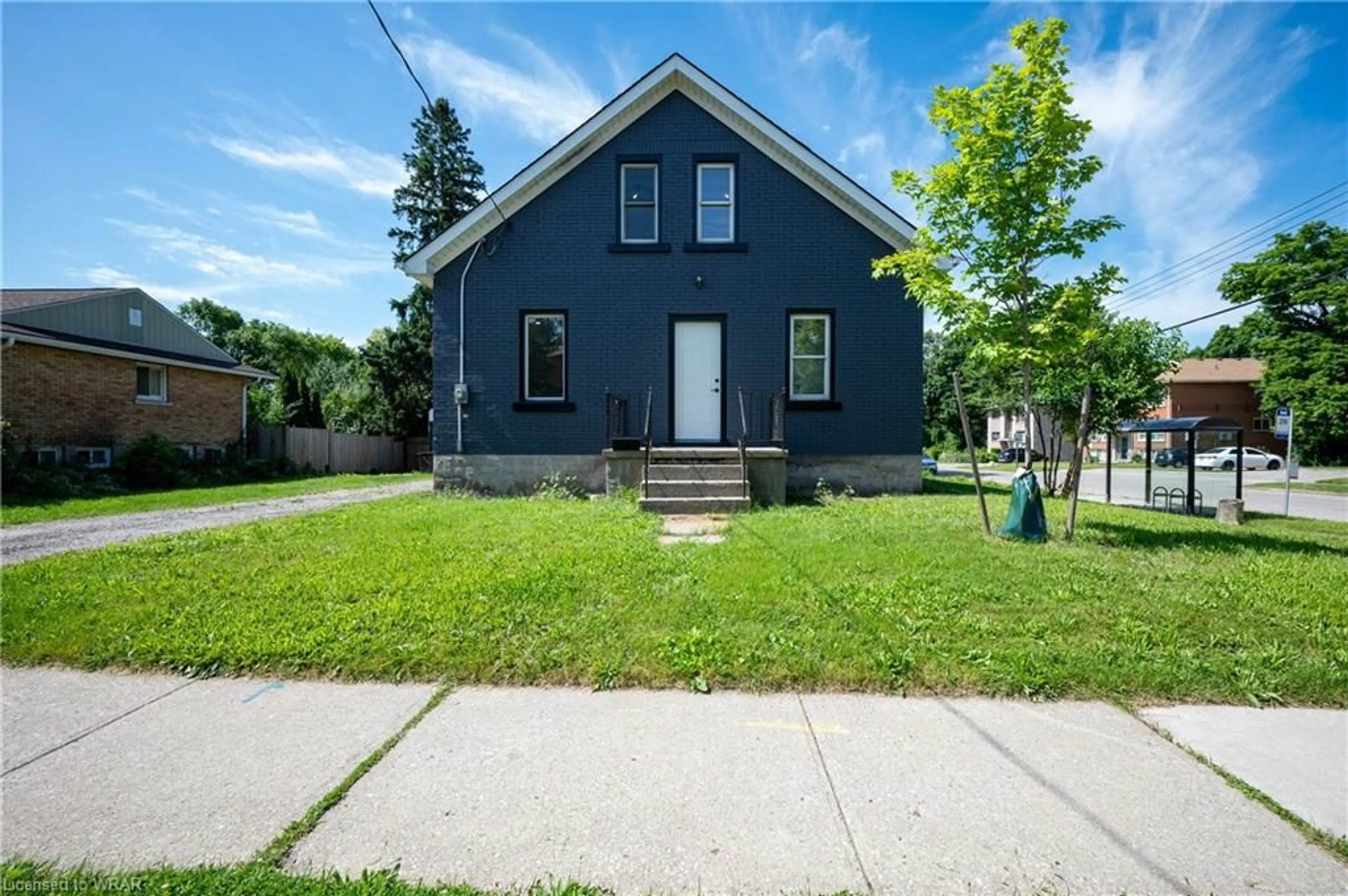 Frontside or backside of a home for 243 Connaught St, Kitchener Ontario N2C 1B4