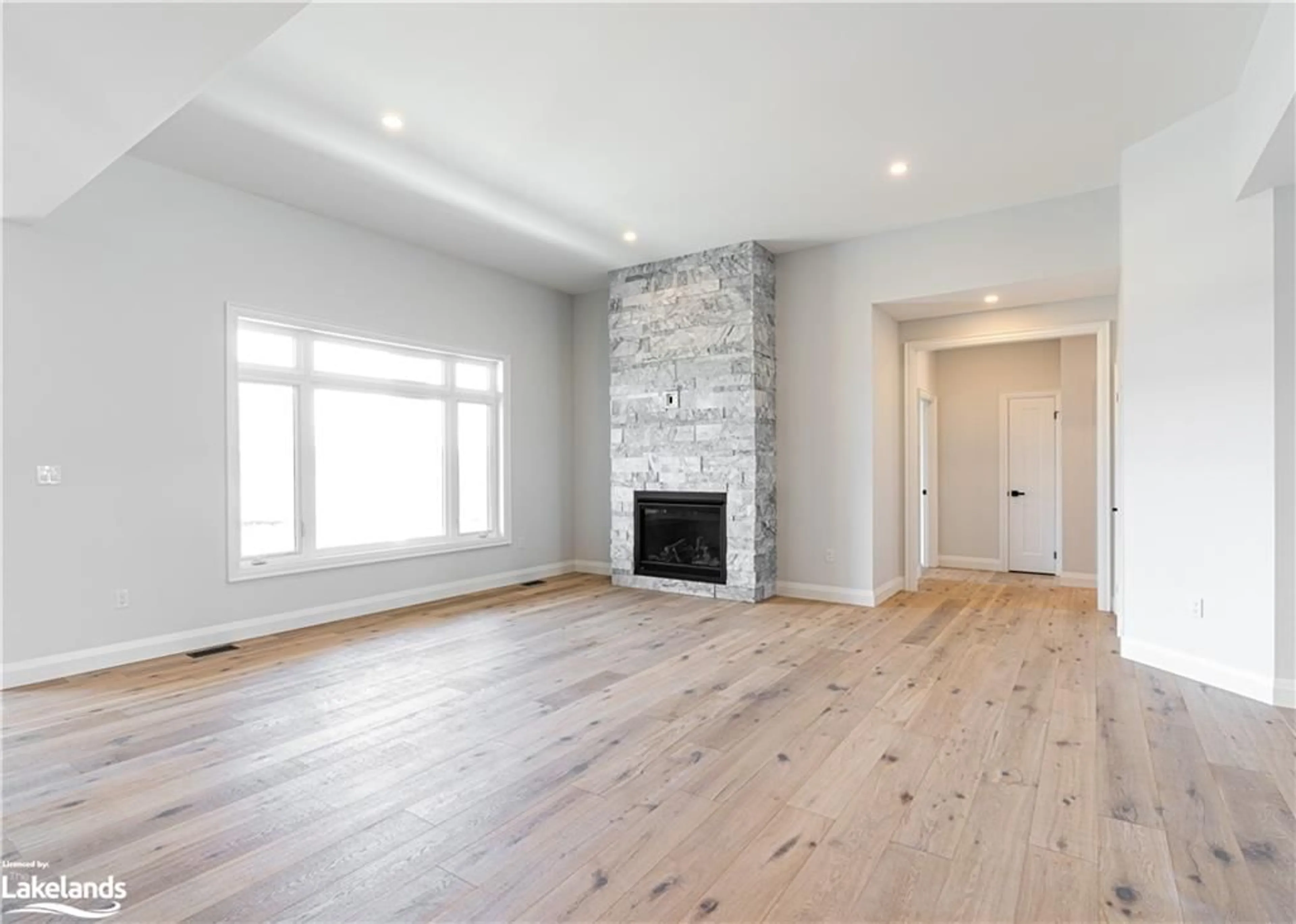 A pic of a room for 1780 Warminster Sideroad, Oro-Medonte Ontario L0K 1E0