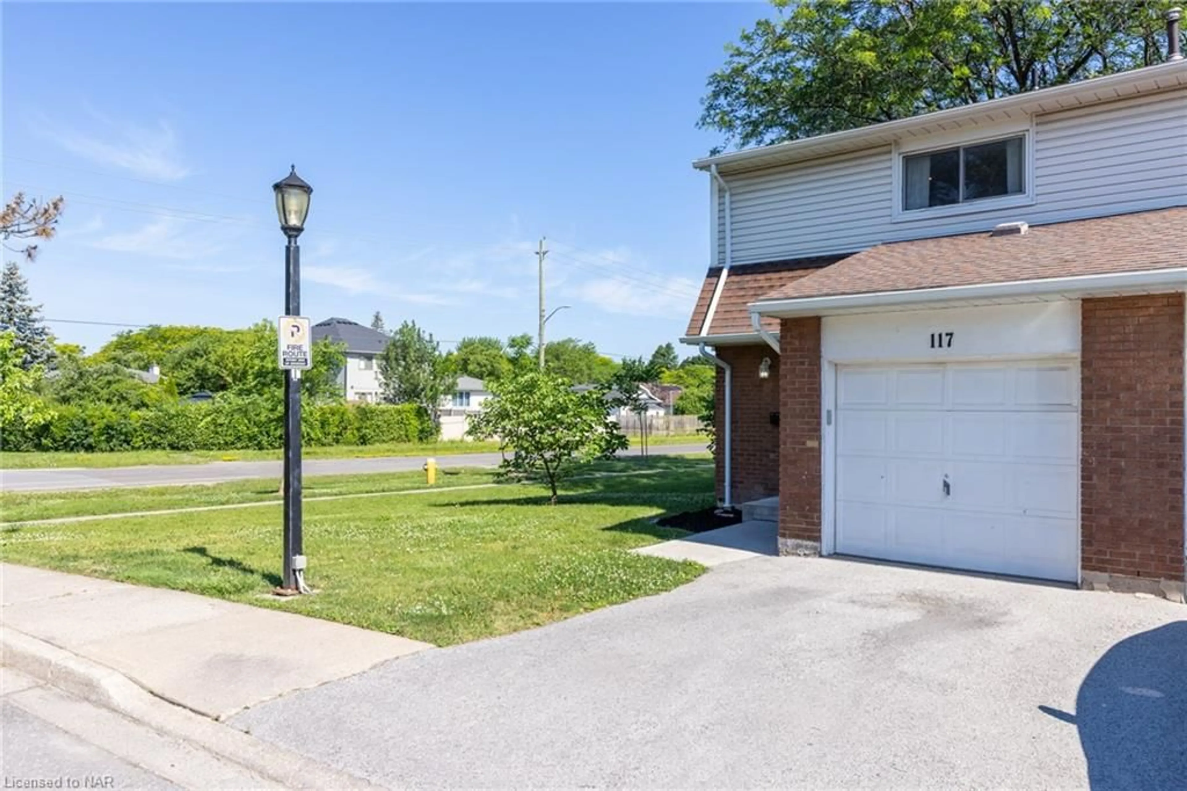 A pic from exterior of the house or condo for 286 Cushman Rd Rd #117, St. Catharines Ontario L2M 6Z2