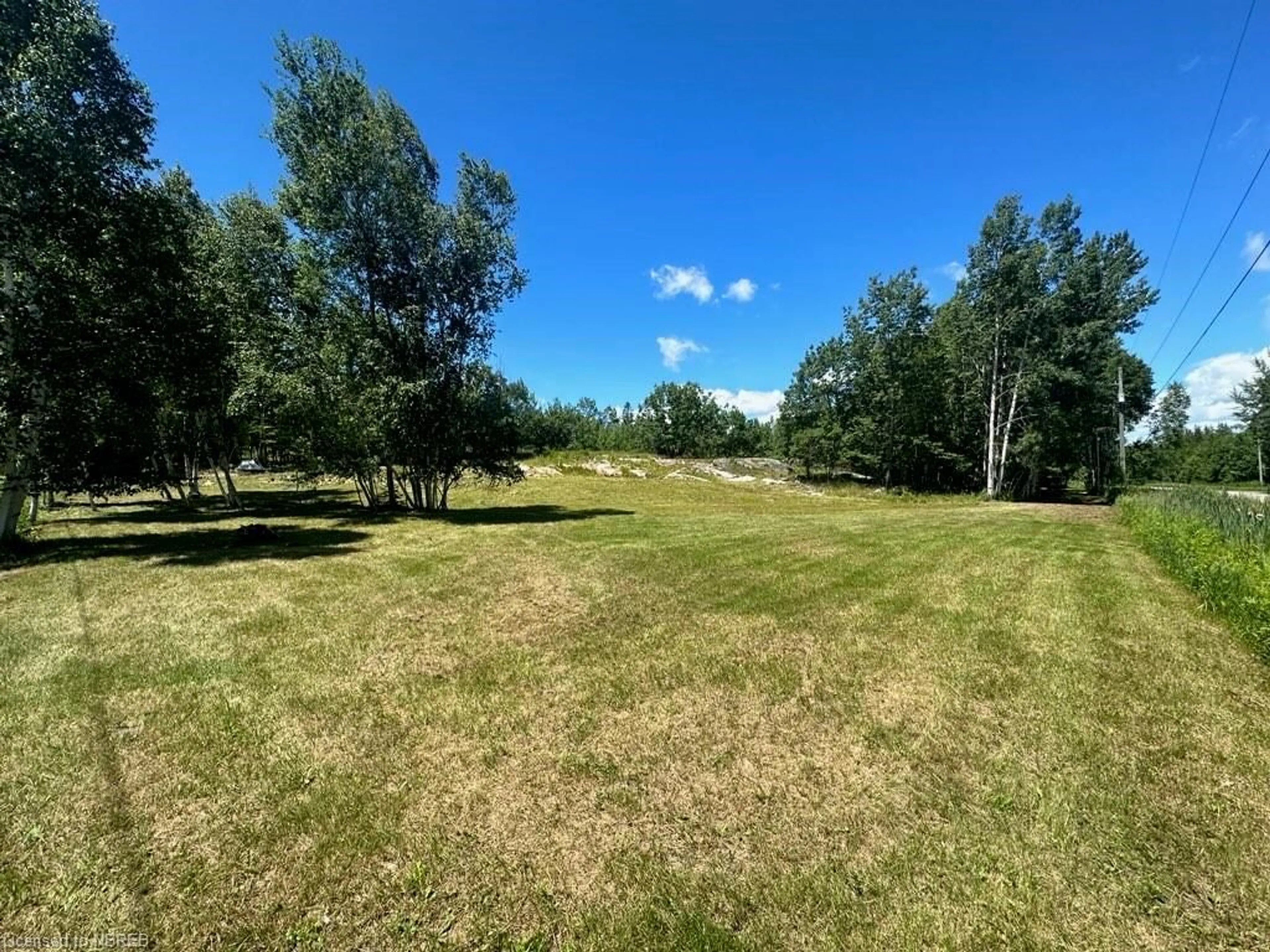 Fenced yard for 16 Lillian Crt, Nipissing Ontario P0H 1H0