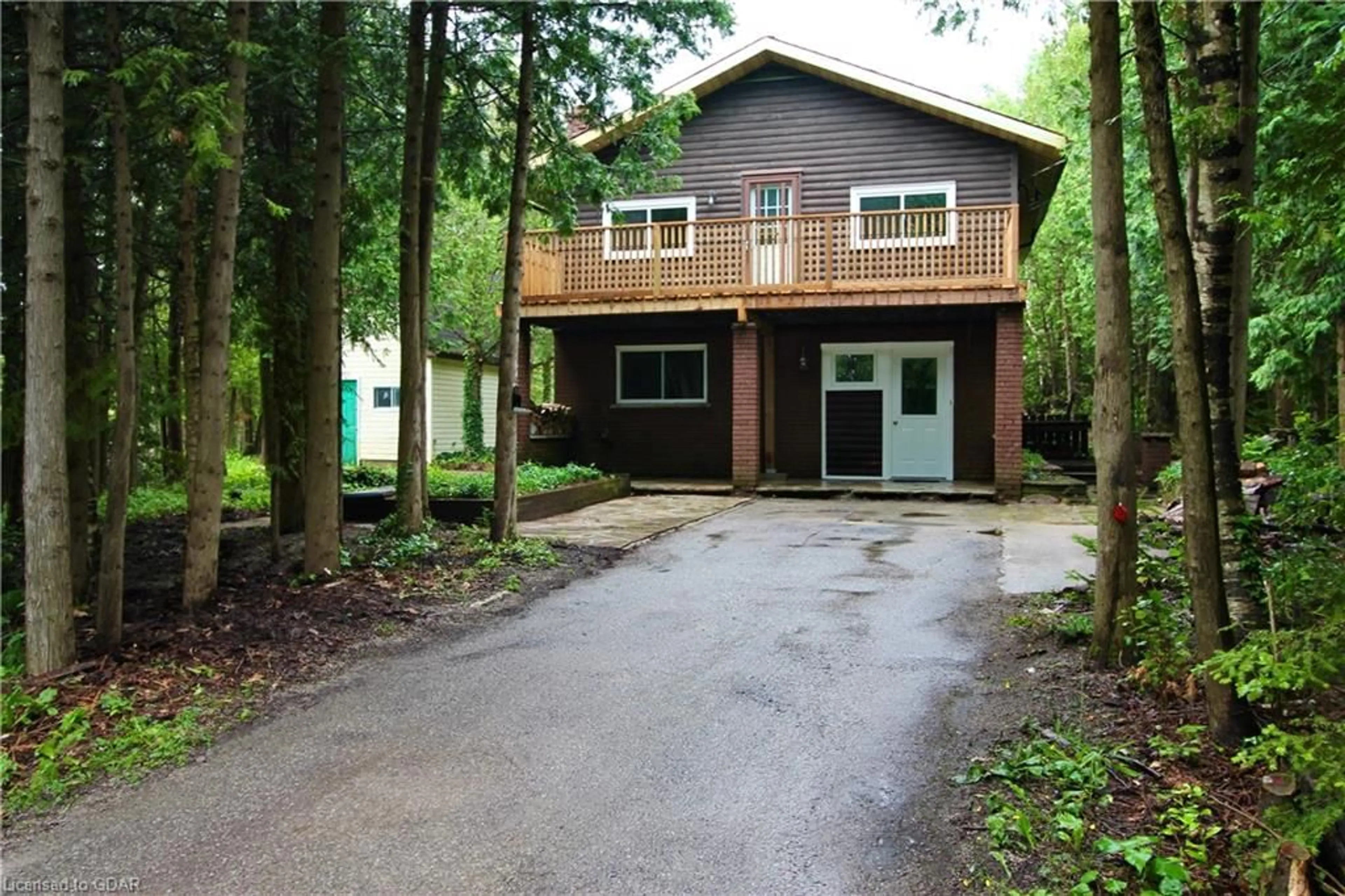 A pic from exterior of the house or condo, cottage for 48 Harpur Dr, Tobermory Ontario N0H 2R0