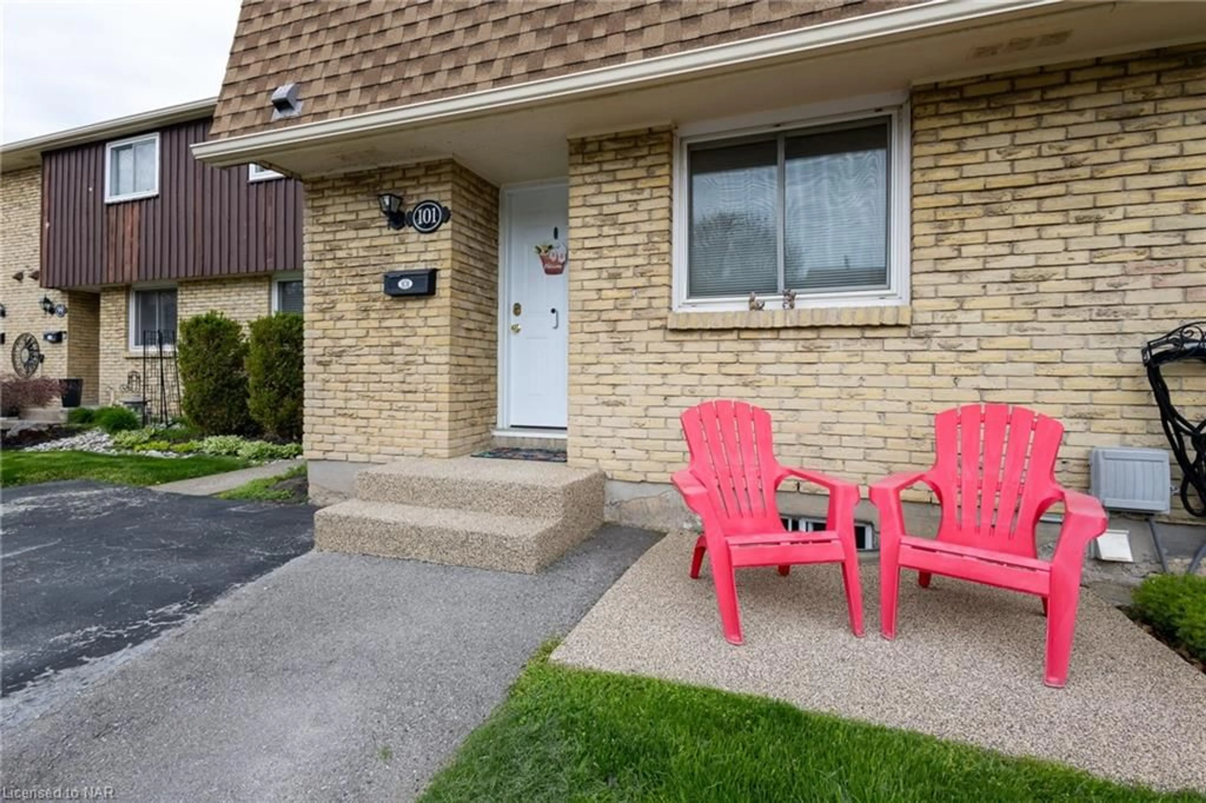 Patio for 50 Lakeshore Rd #101, St. Catharines Ontario L2N 6P8