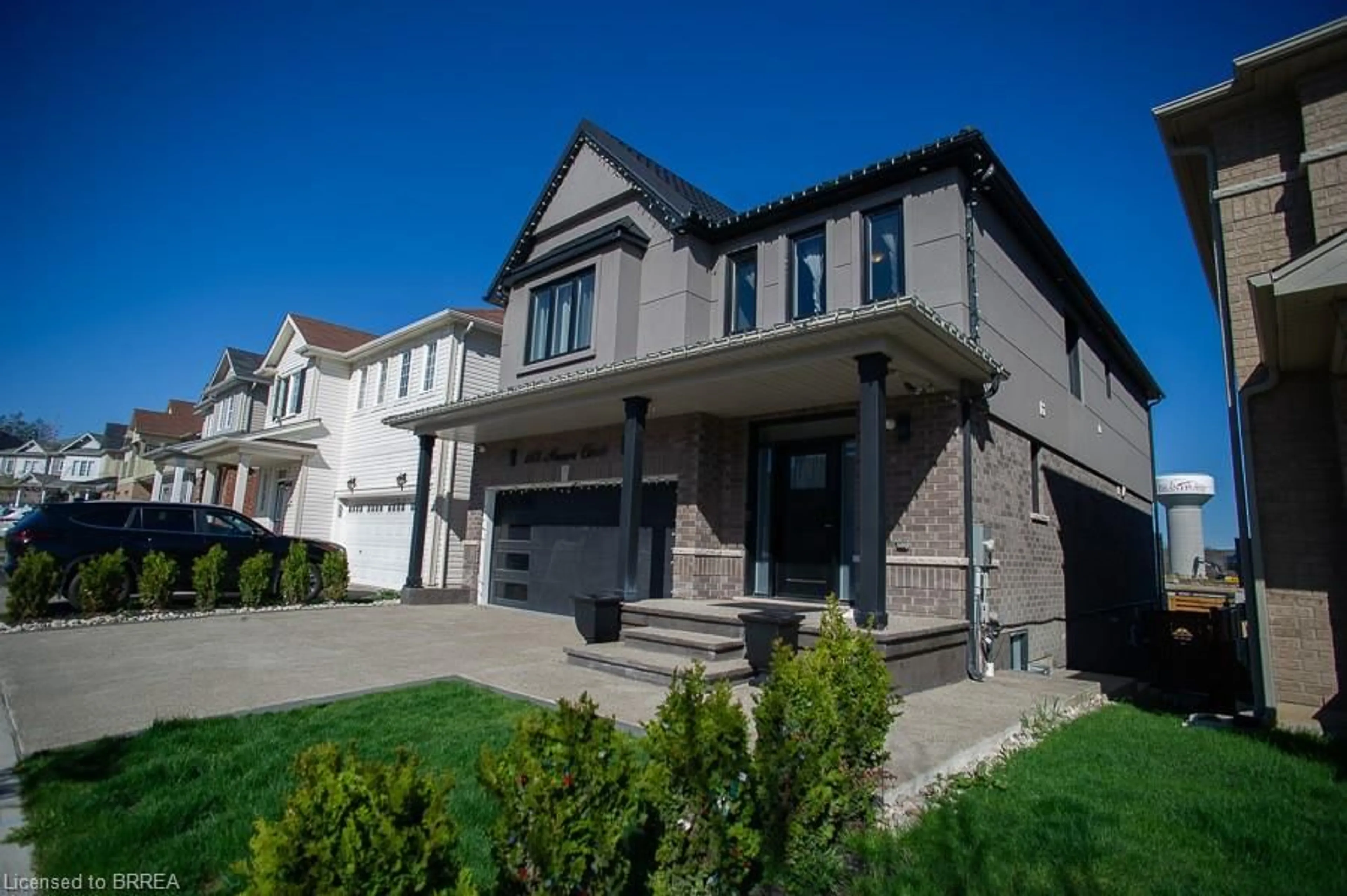 Frontside or backside of a home for 113 Munro Cir, Brantford Ontario N3T 0R4