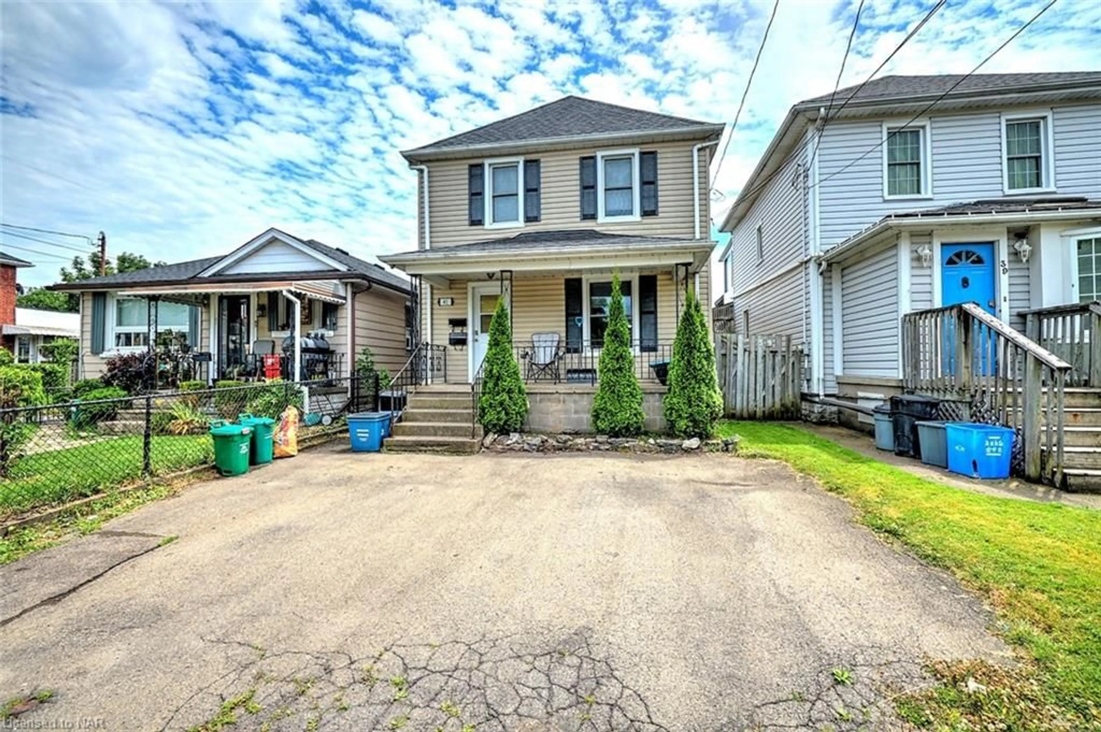 Frontside or backside of a home for 41 Albert St, Welland Ontario L3B 4L1