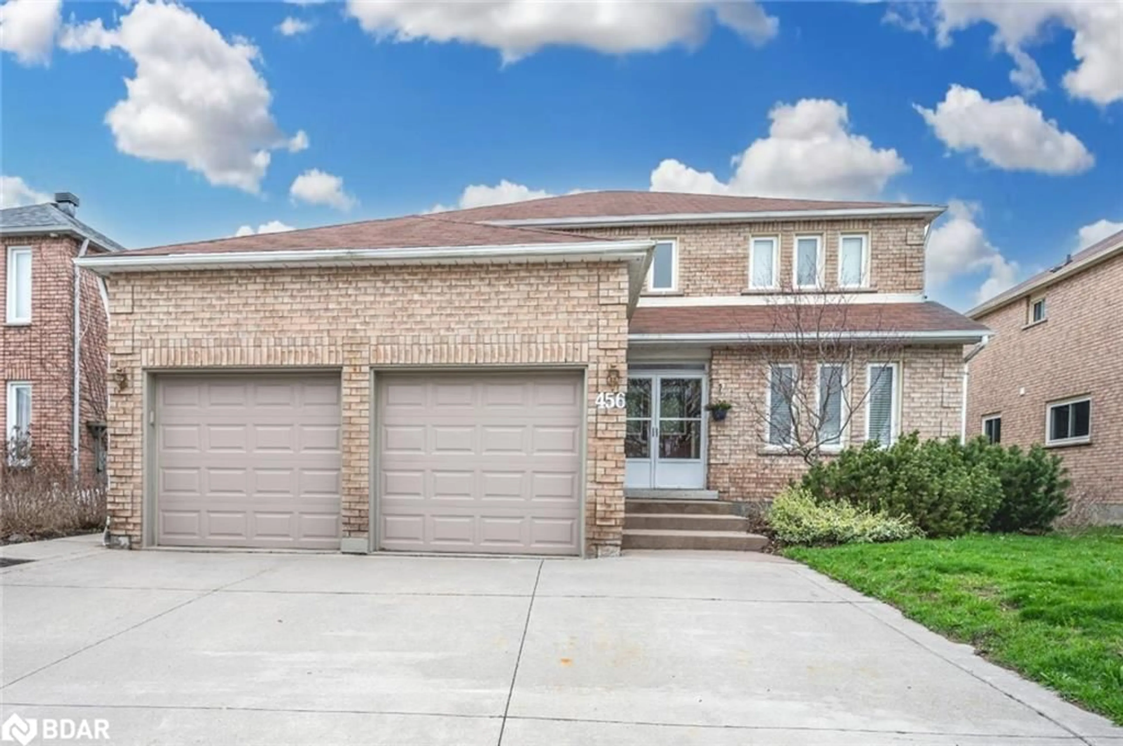 Home with brick exterior material for 456 St Vincent St, Barrie Ontario L4M 6T5