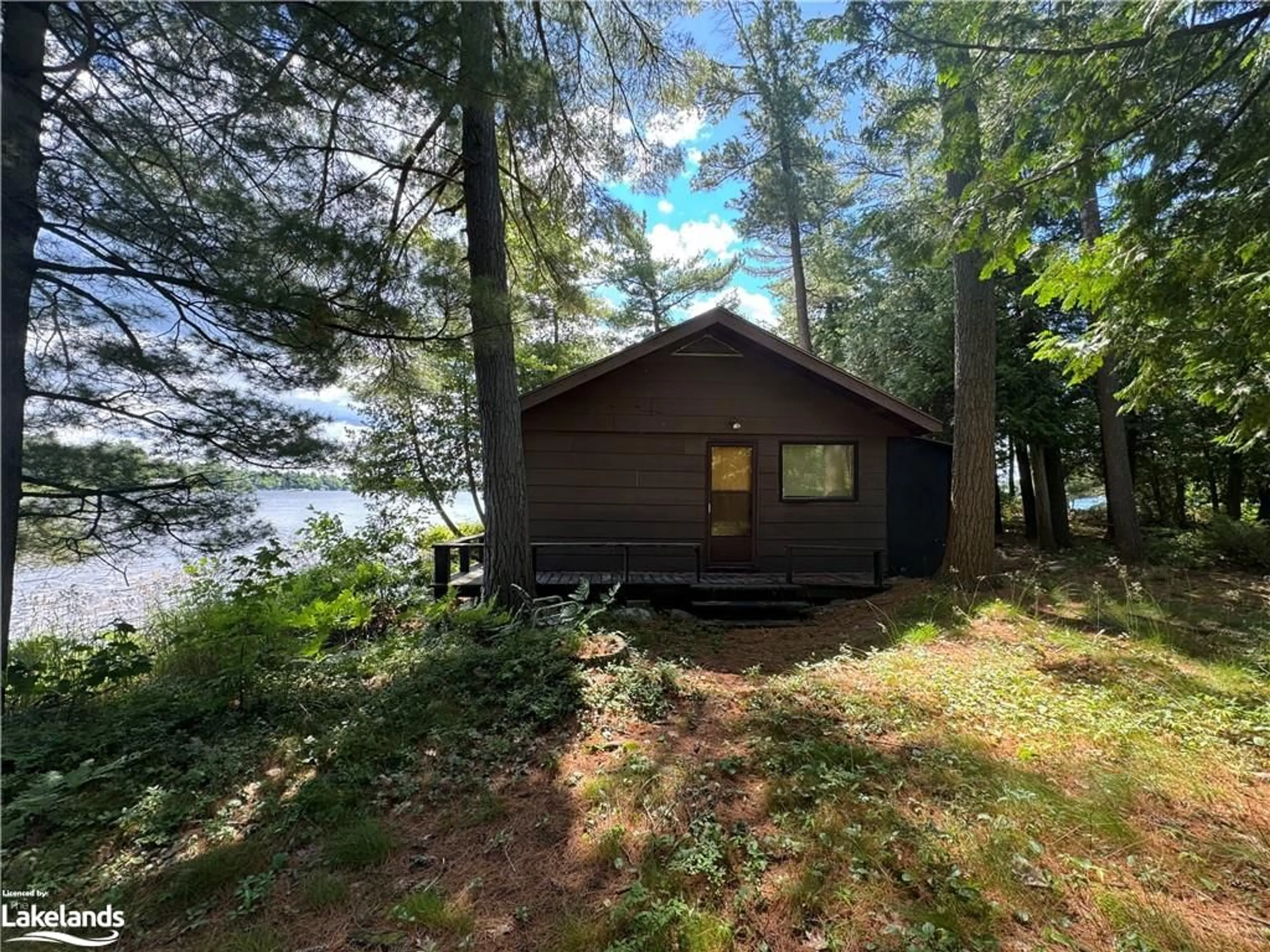 Cottage for 20 Is 140 Six Mile Lake, Port Severn Ontario L0K 1S0