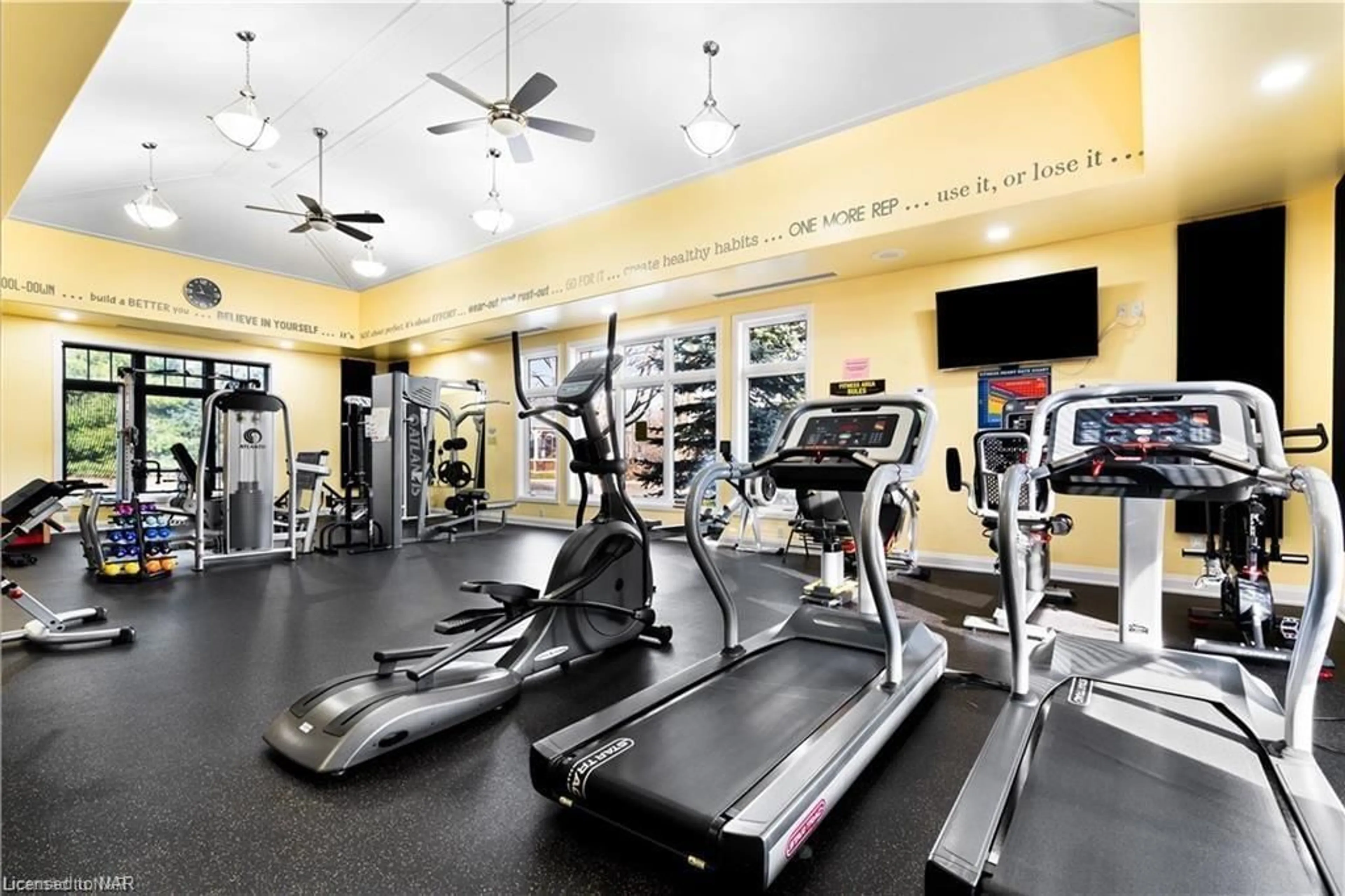 Gym or fitness room for 32 Sunrise Crt, Ridgeway Ontario L0S 1N0