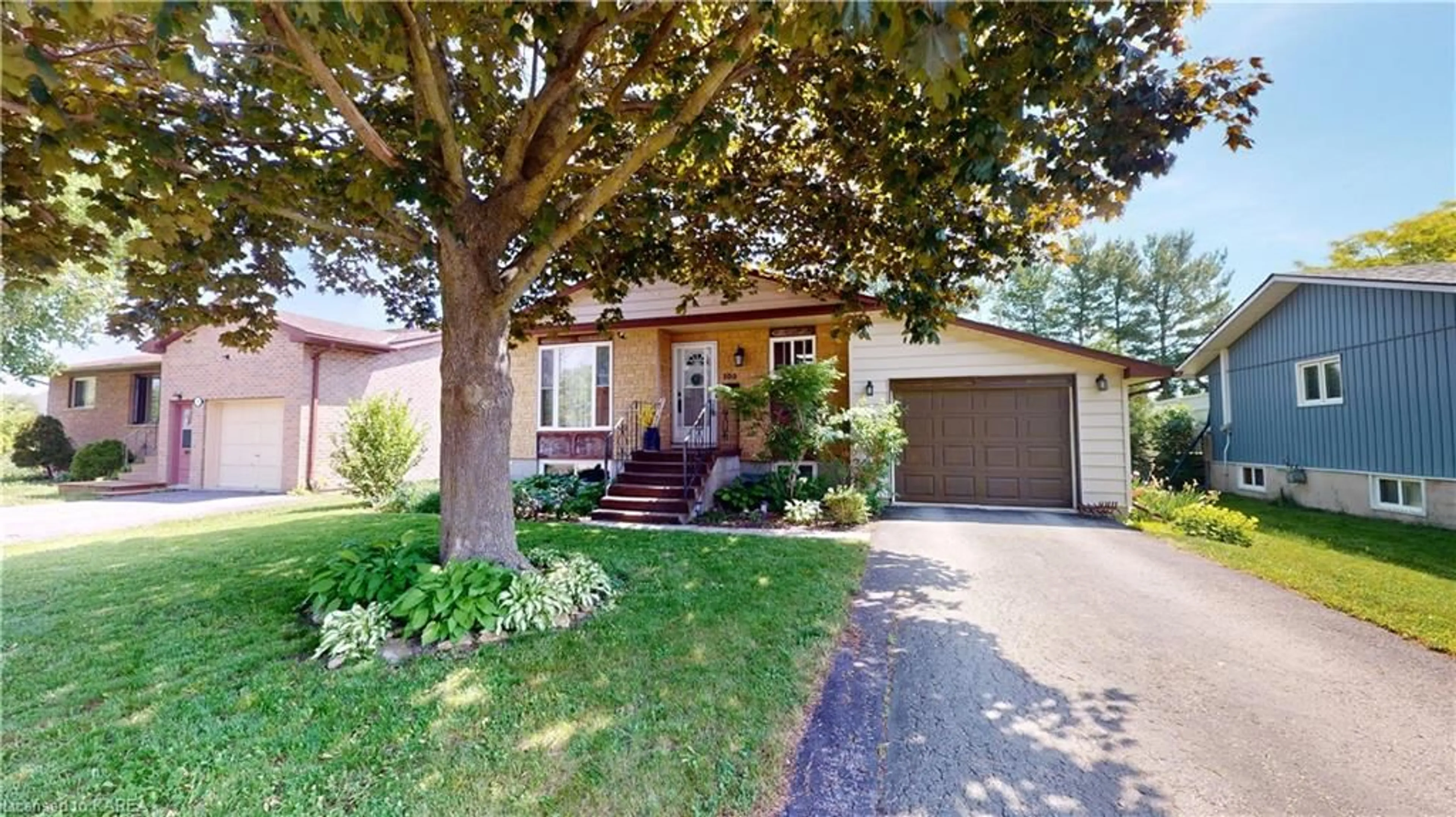 Frontside or backside of a home for 103 Elmwood Dr, Gananoque Ontario K7G 3A5