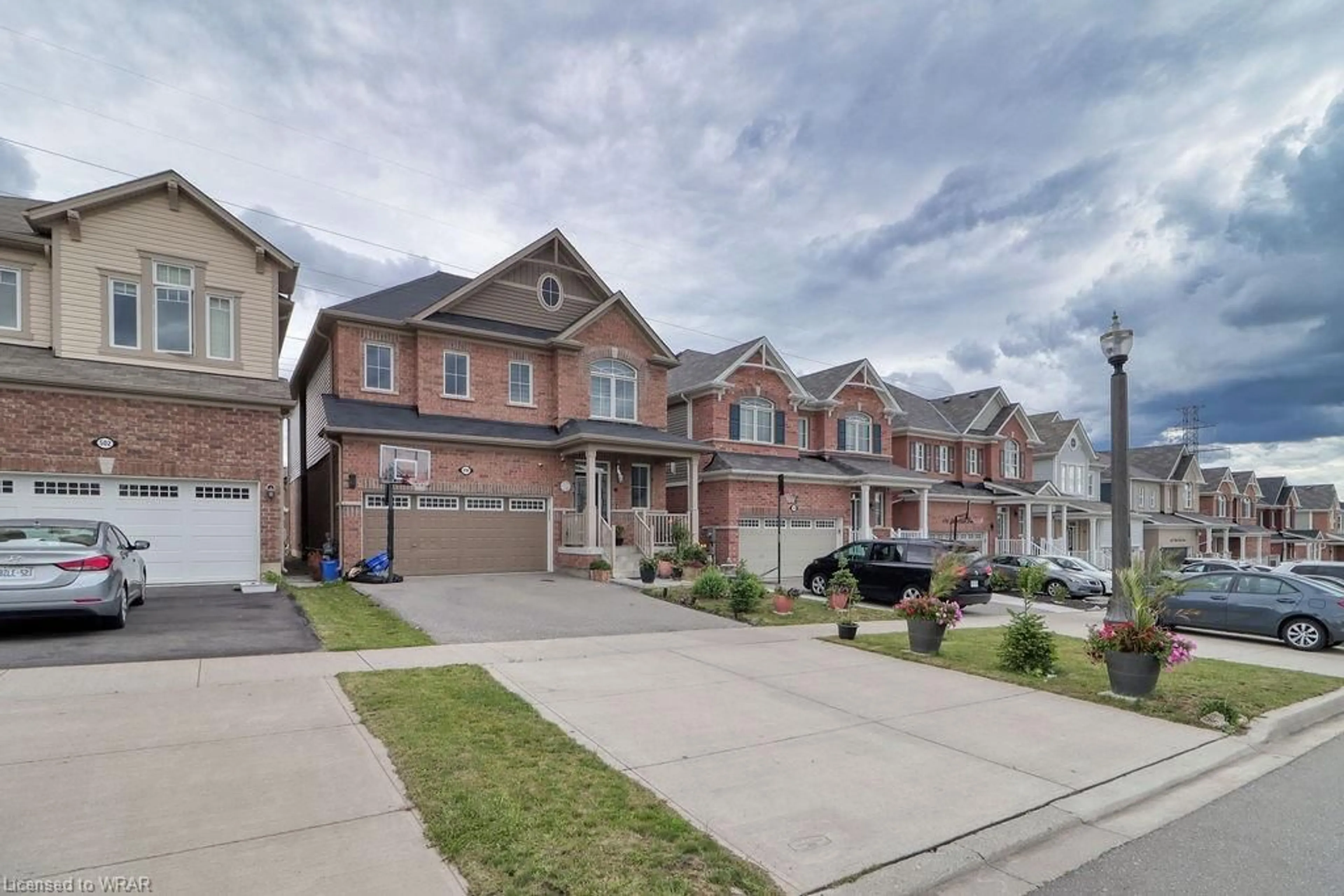 A pic from exterior of the house or condo for 498 Blair Creek Dr, Kitchener Ontario N2P 0H6