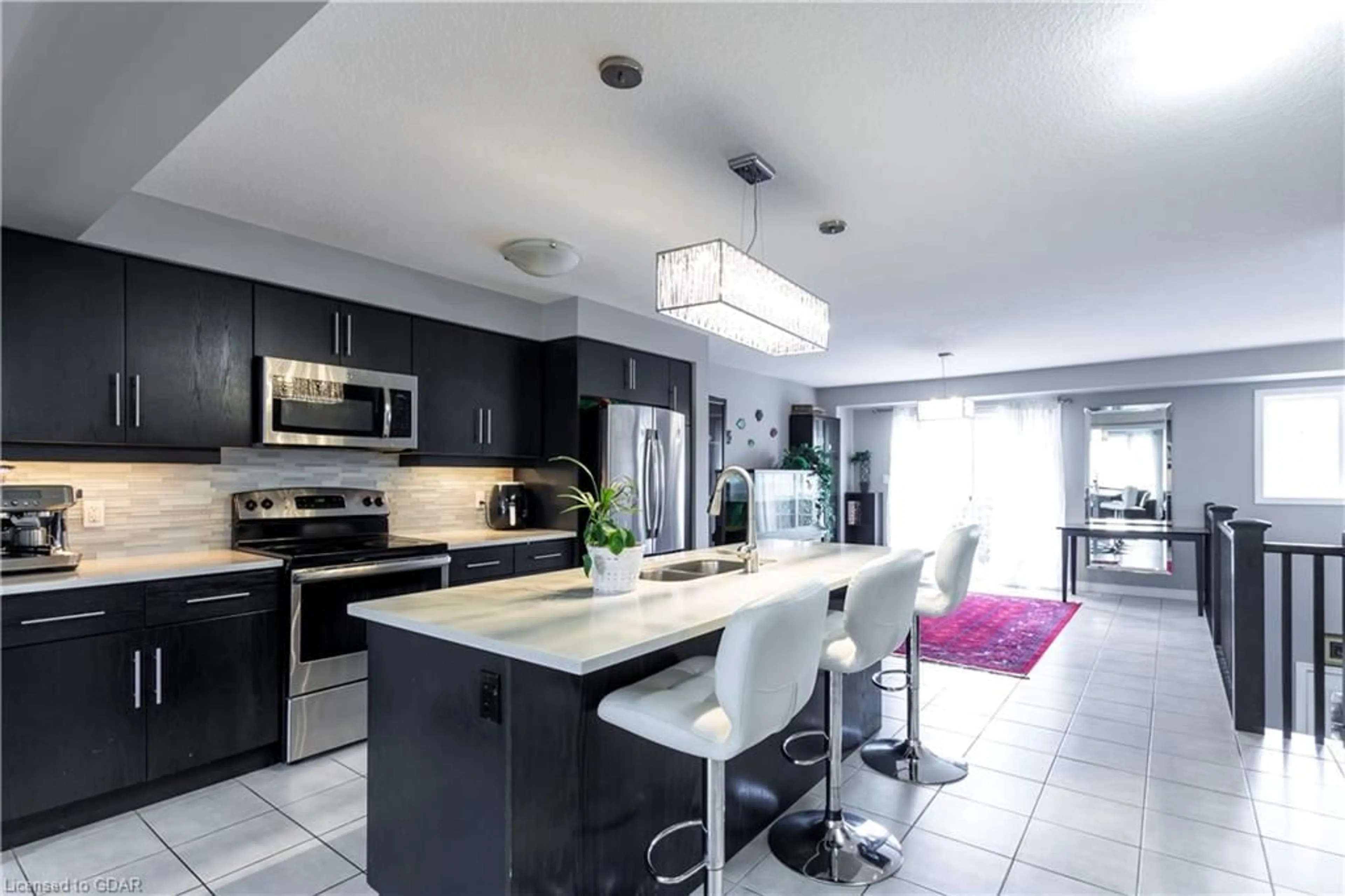 Contemporary kitchen for 37 Jeffrey Dr, Guelph Ontario N1E 0L6