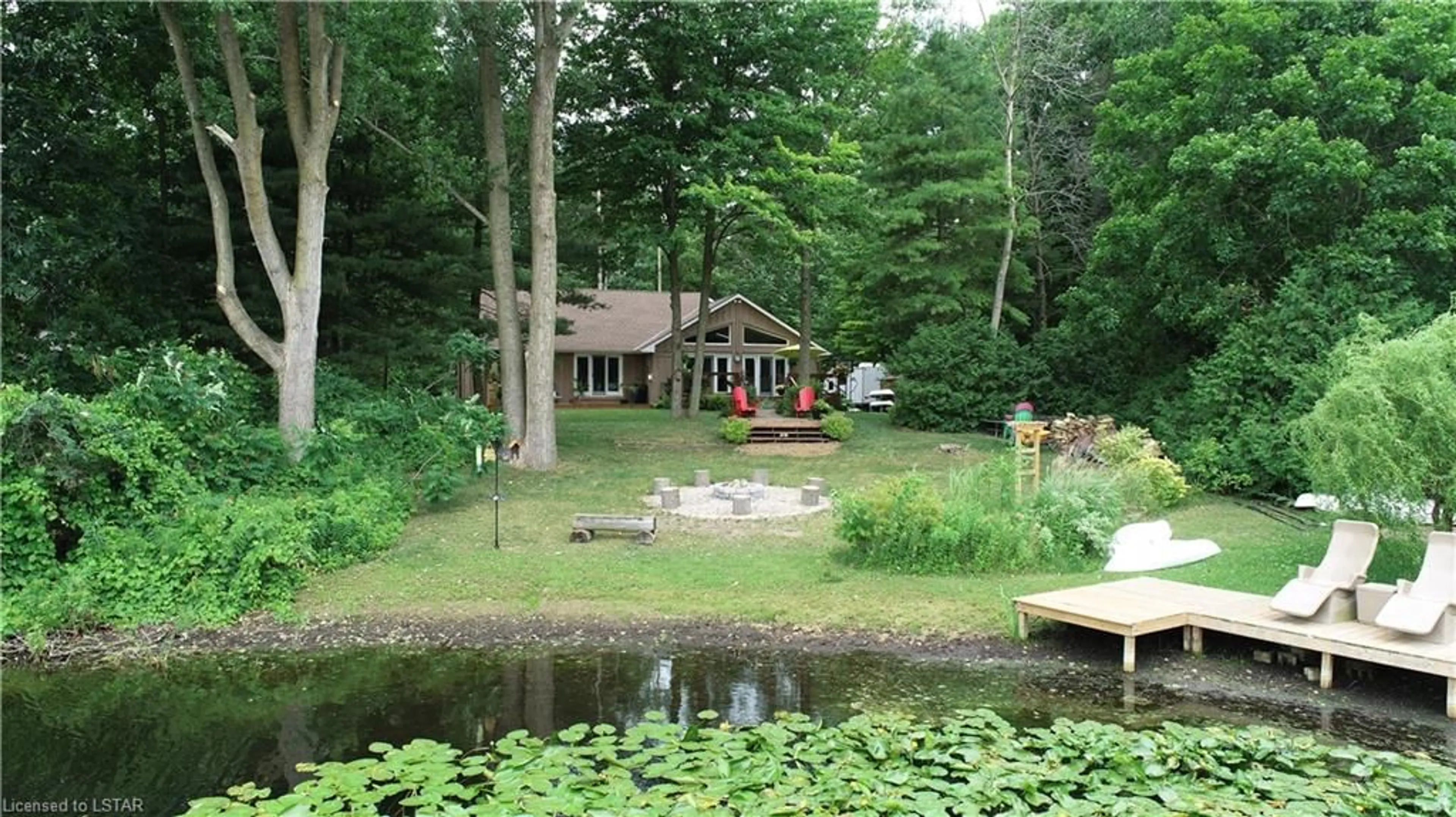 Cottage for 9887 Wilbert St, Grand Bend Ontario N0M 1T0