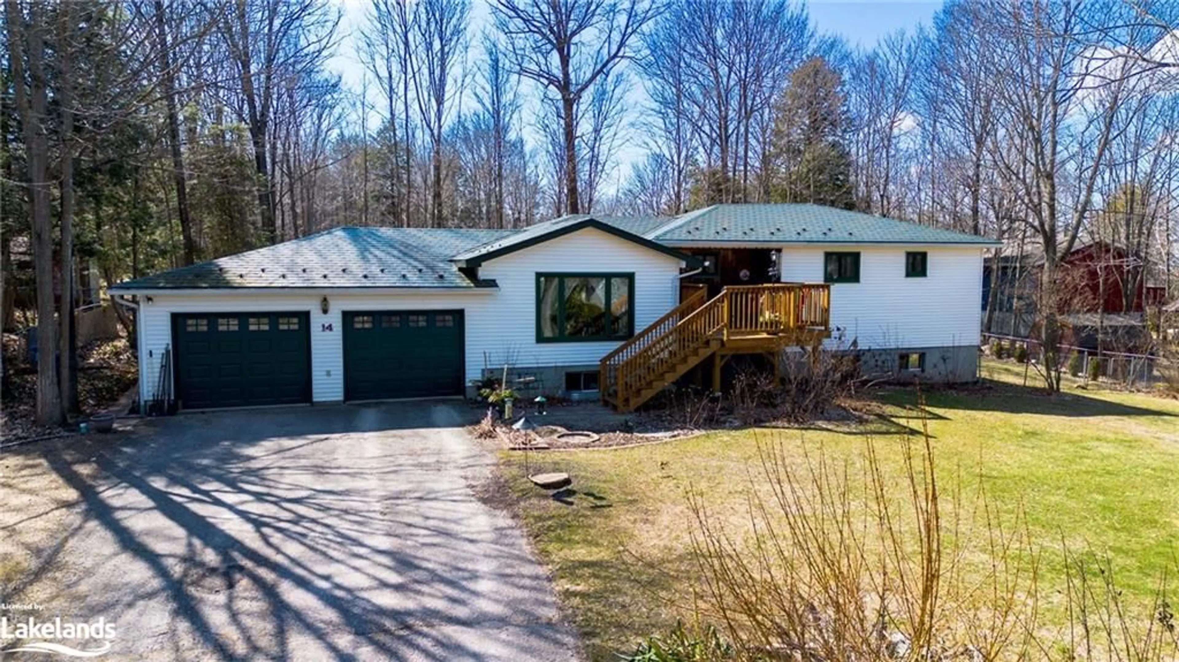 Cottage for 14 Seneca Cres, Tiny Ontario L9M 0C9