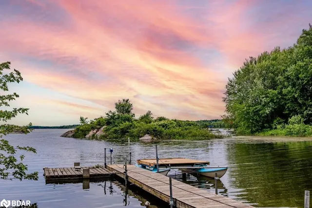 3485 Southwood Beach Blvd, Washago 2