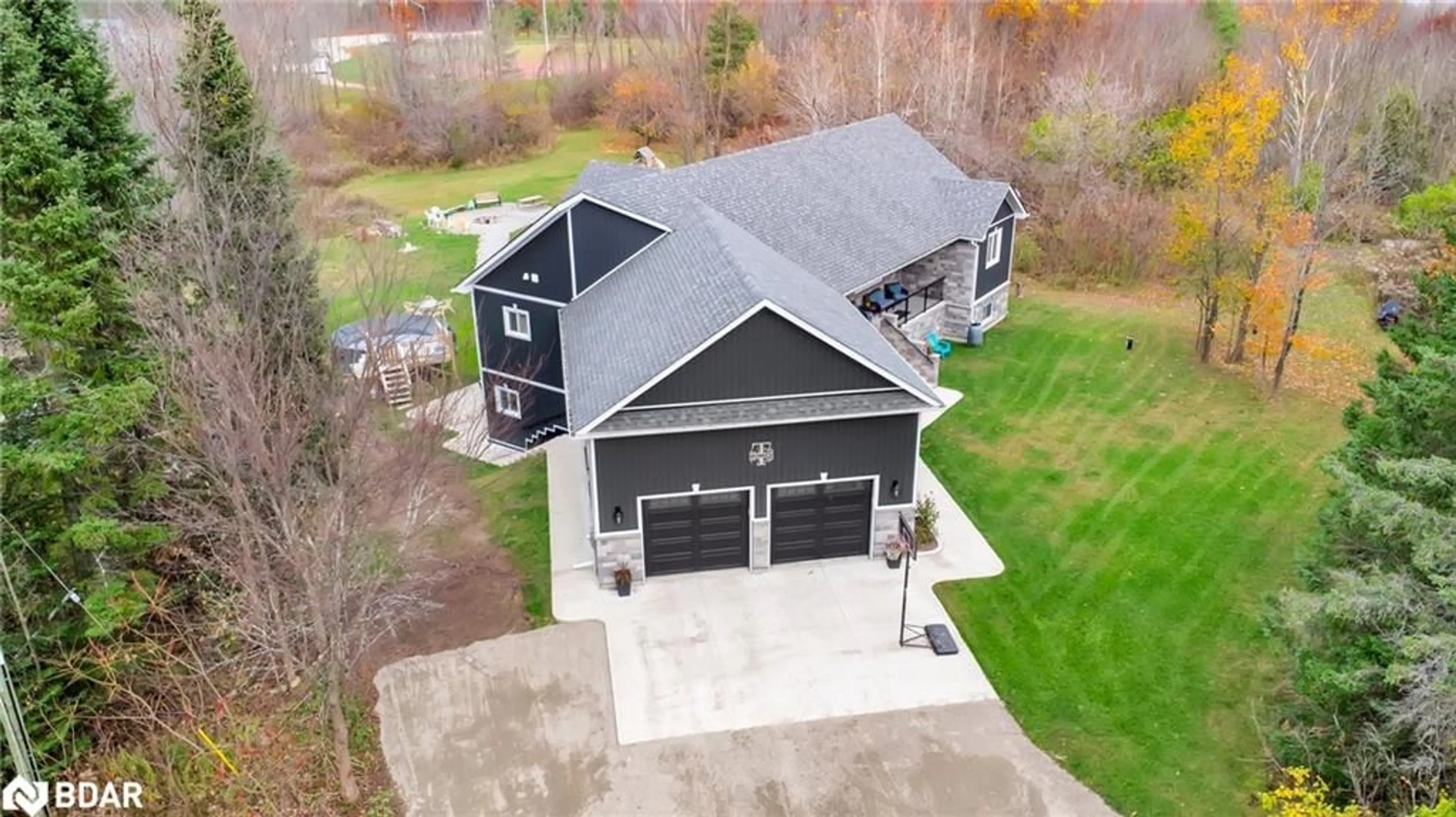 Frontside or backside of a home for 2775 Triple Bay Rd, Port McNicoll Ontario L0K 1R0