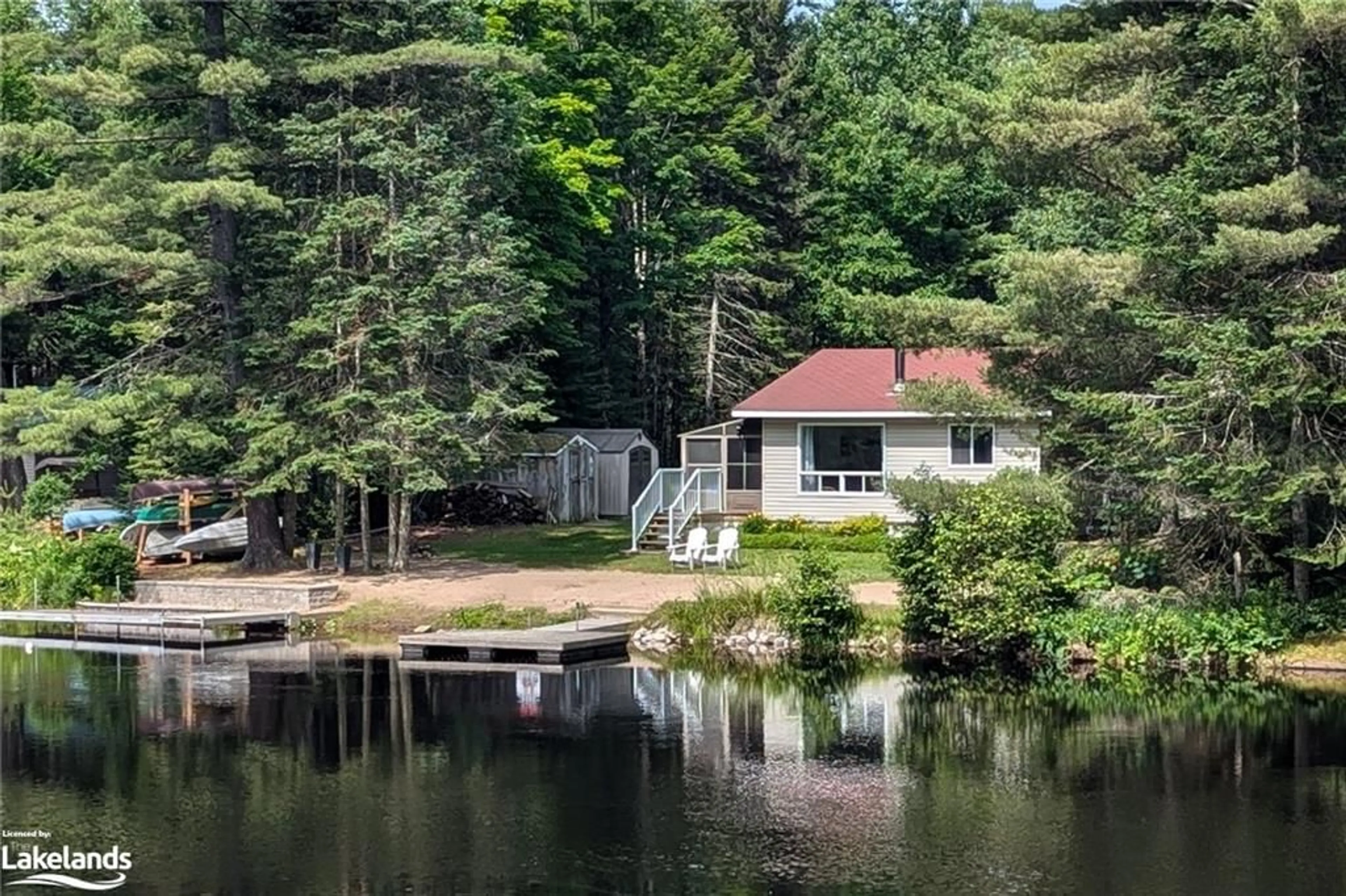 Cottage for 1023 Harmony Lane Pvt, Bracebridge Ontario P1L 1W9