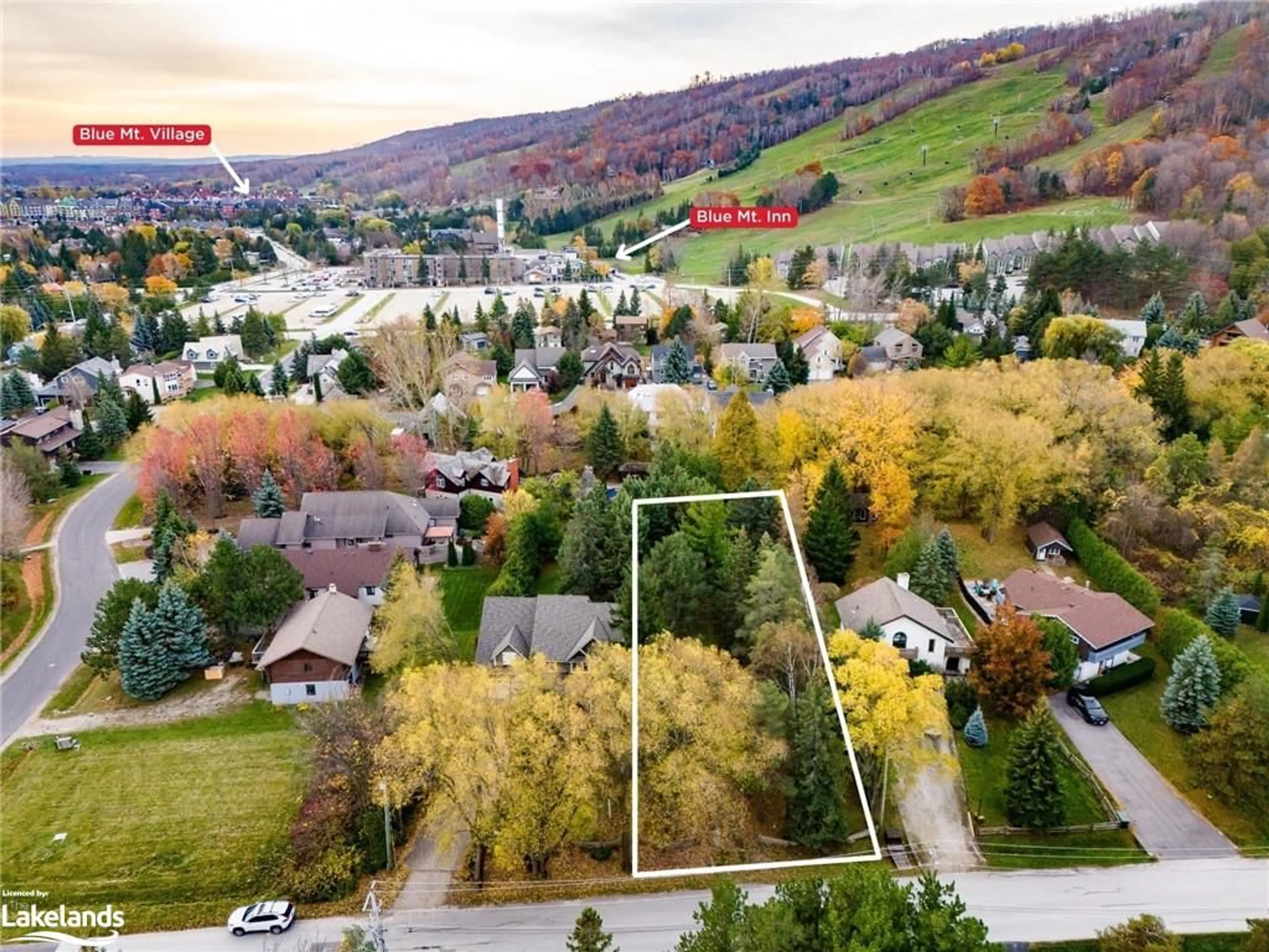 Frontside or backside of a home, the street view for LOT 9 - 126 Settlers Way, The Blue Mountains Ontario L9Y 0M5