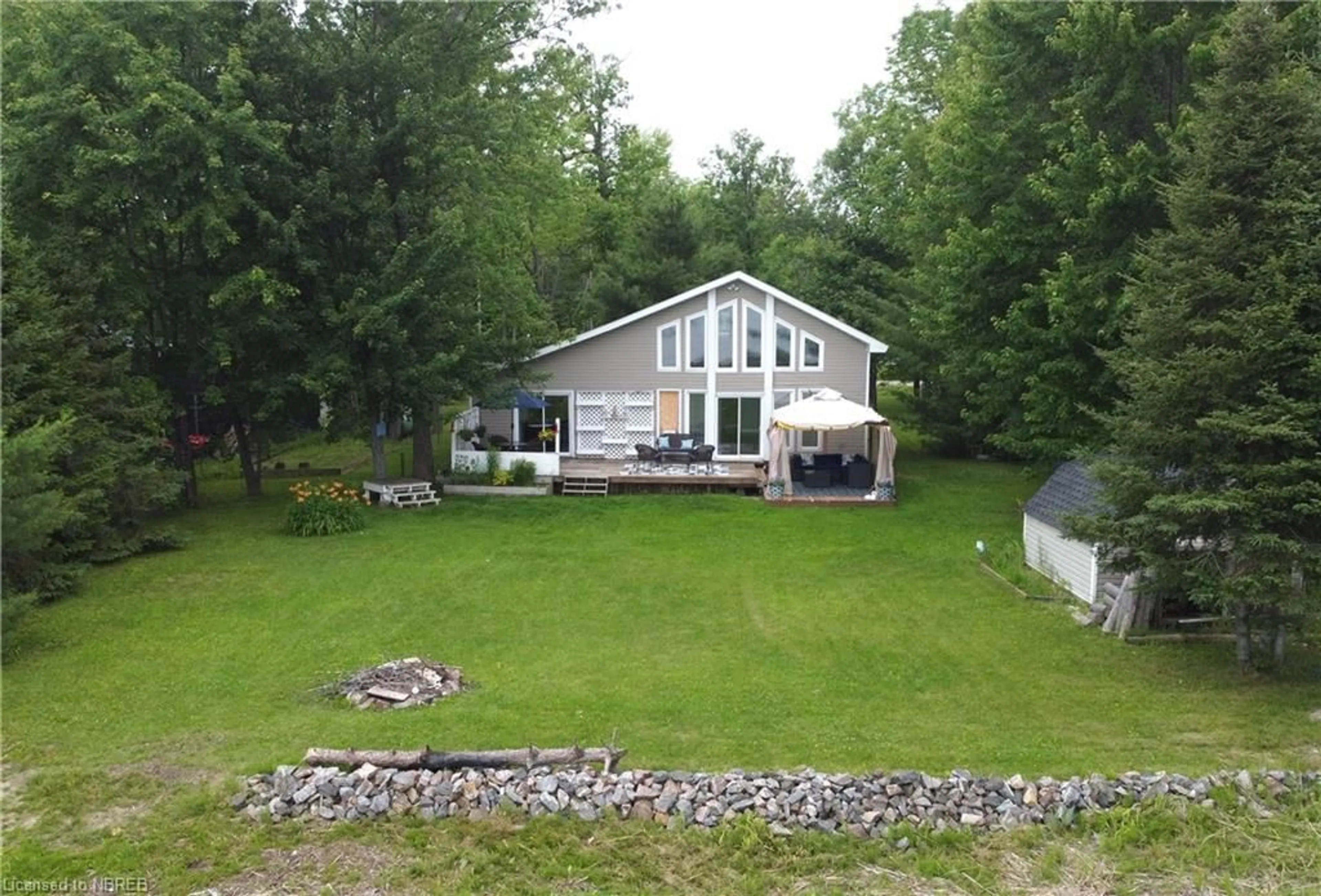 Outside view for 1315 Jocko Point Rd, North Bay Ontario P1B 8G5