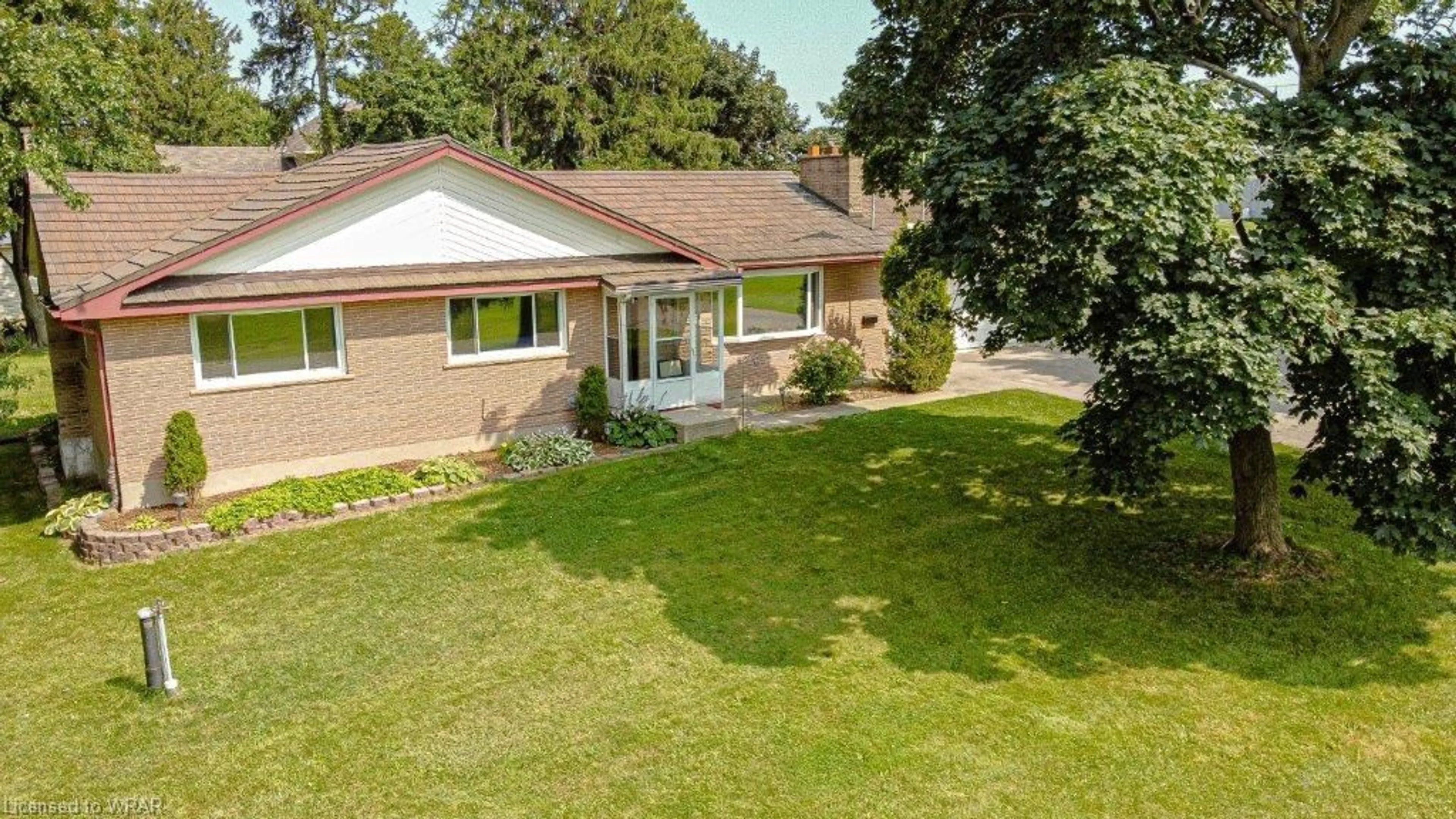 Home with brick exterior material for 10946 Wellington Rd, St. Thomas Ontario N5P 3T1