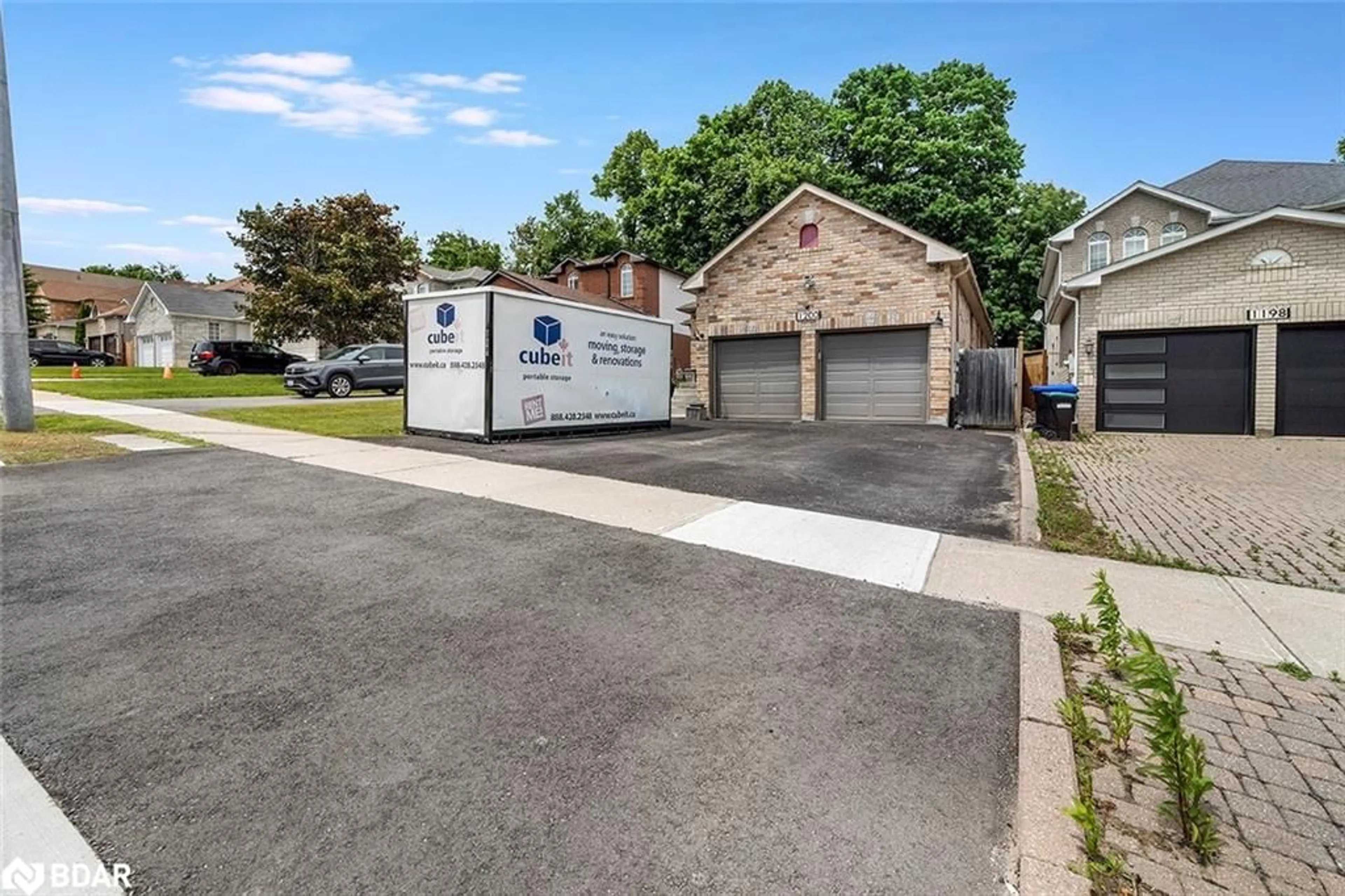 Frontside or backside of a home for 1200 Leslie Dr, Innisfil Ontario L9S 2B1