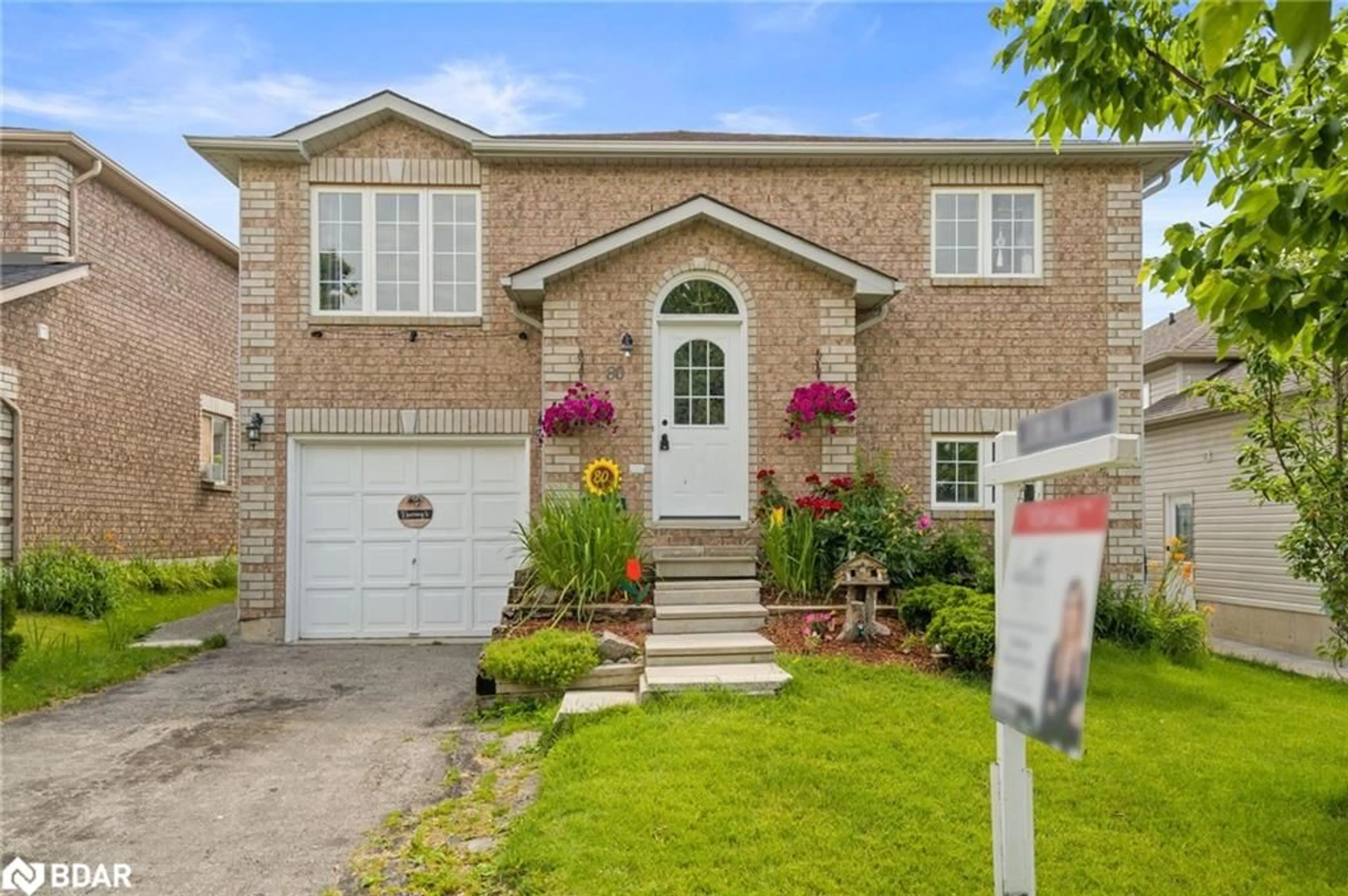 Frontside or backside of a home for 80 Ambler Bay, Barrie Ontario L4M 7A6