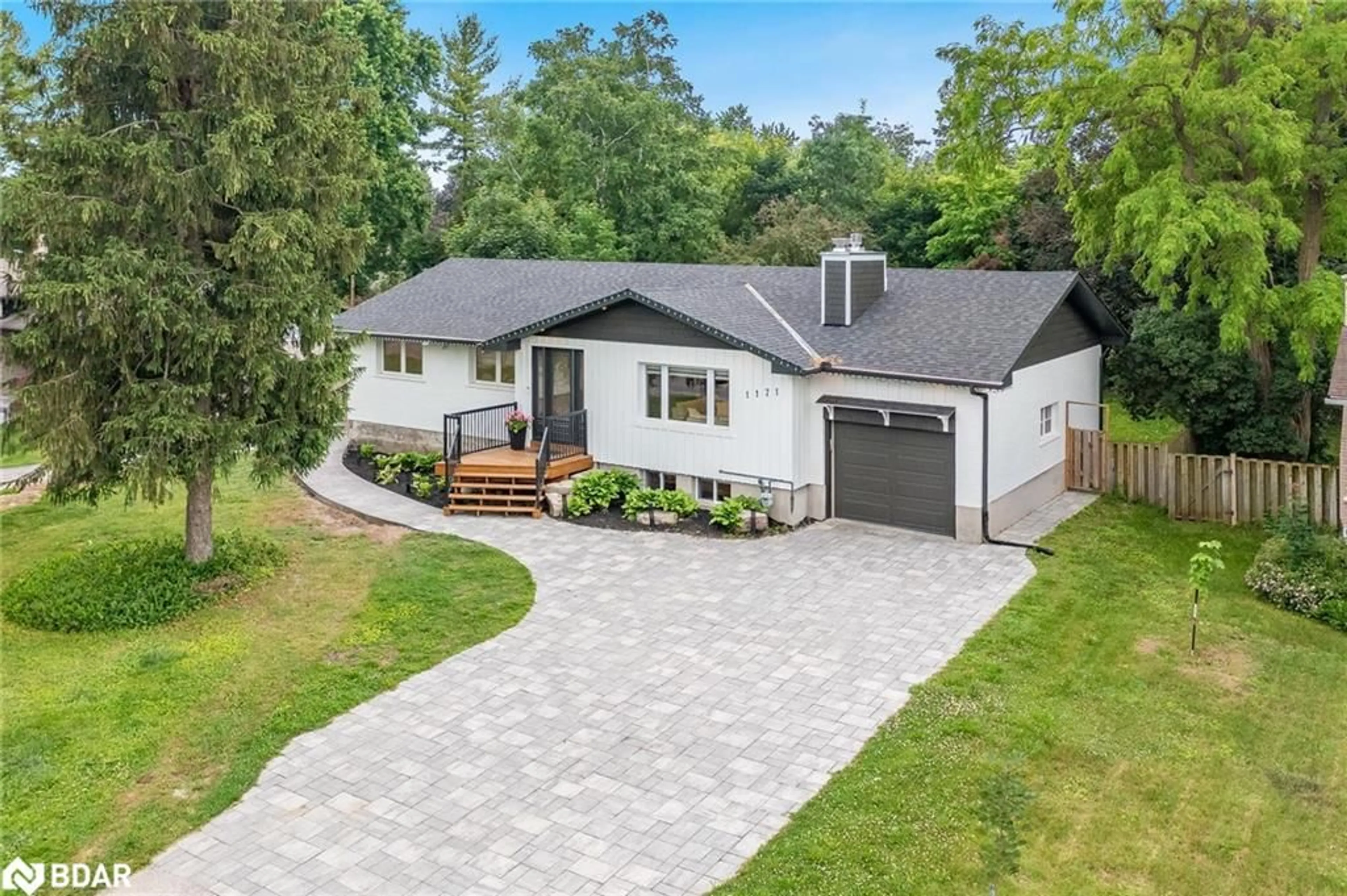 Frontside or backside of a home for 1171 North Shore Dr, Innisfil Ontario L0L 1R0