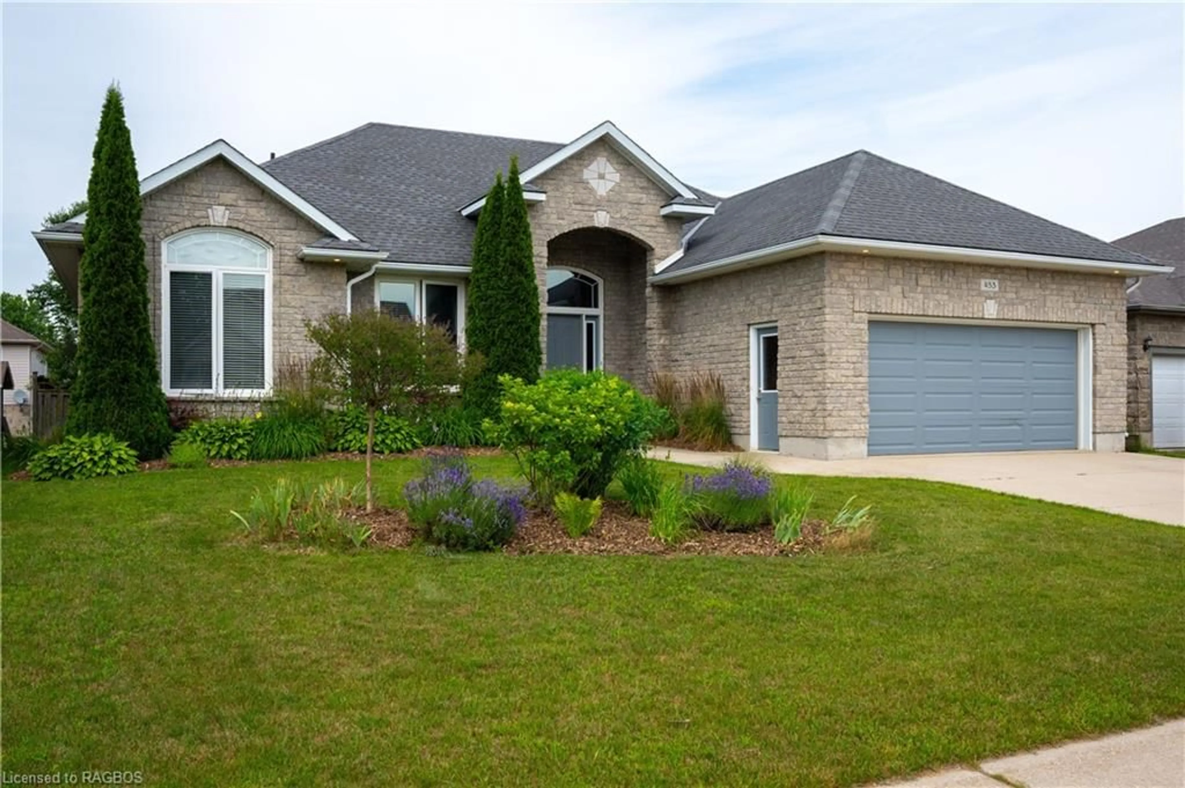 Frontside or backside of a home for 453 Bluewater Dr, Port Elgin Ontario N0H 2C1