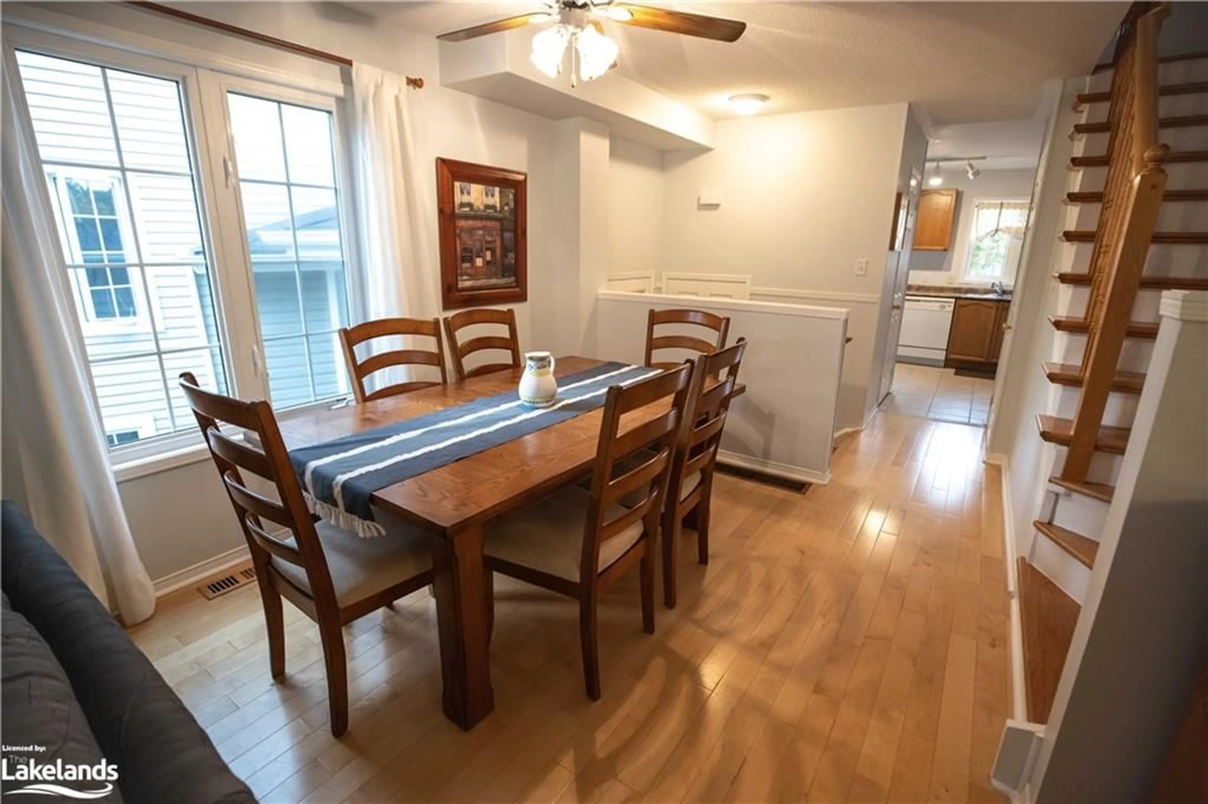 Dining room for 11 Royalton Lane #11, Collingwood Ontario L9Y 5K4