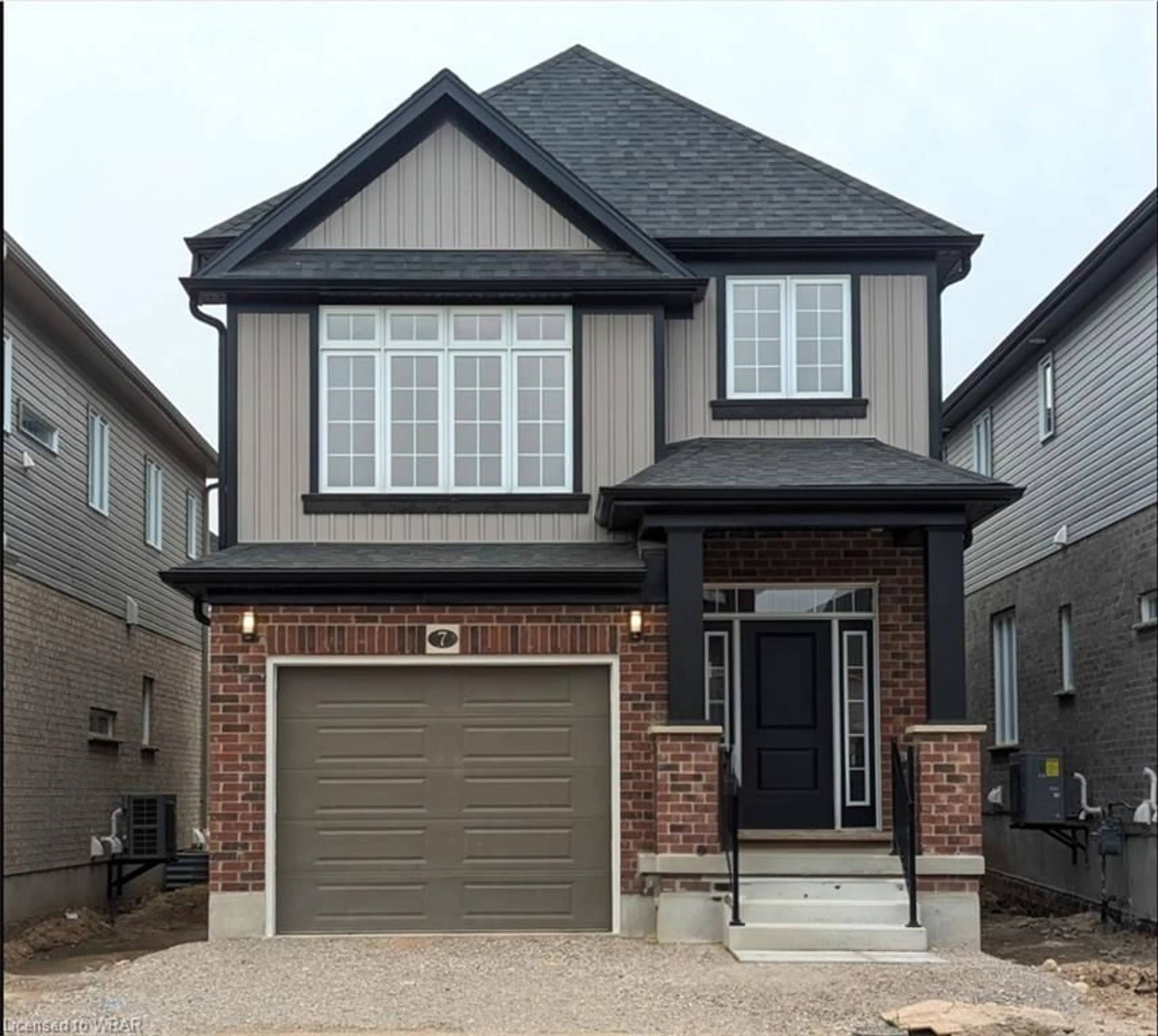 Home with brick exterior material for 7 Jacob Detweiller Dr, Kitchener Ontario N2P 0K7