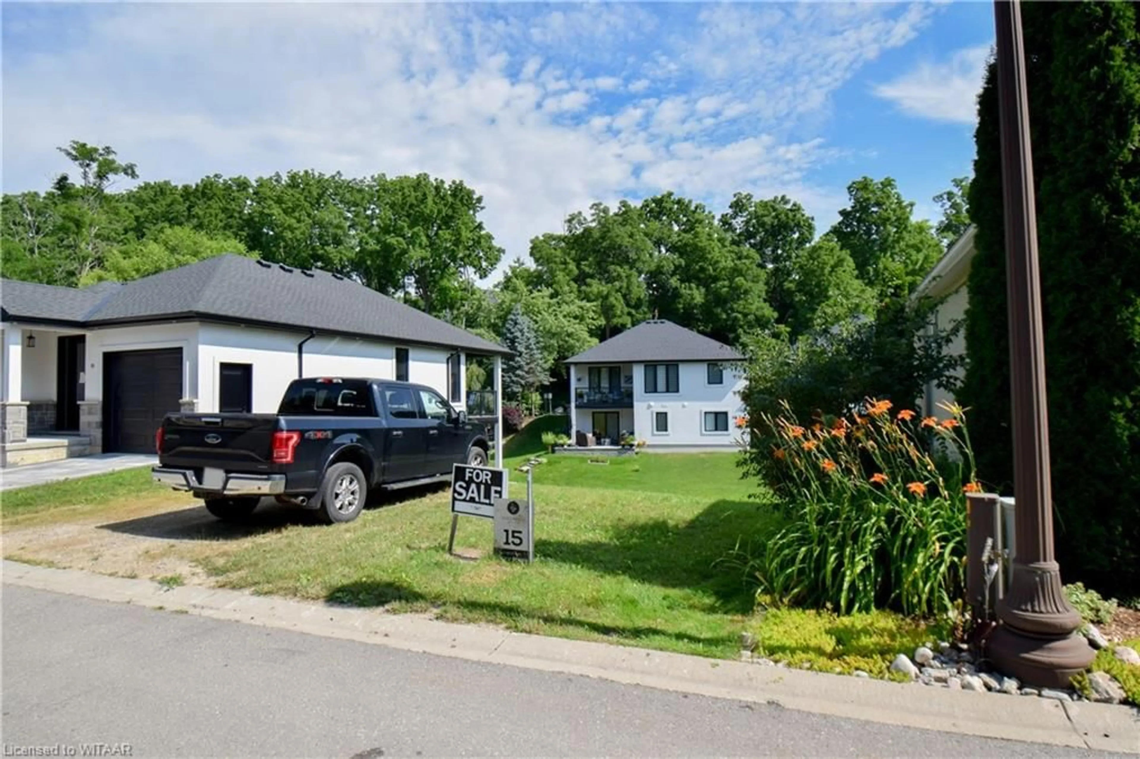 Frontside or backside of a home for 5 John Pound Rd #15, Tillsonburg Ontario N4G 5X3