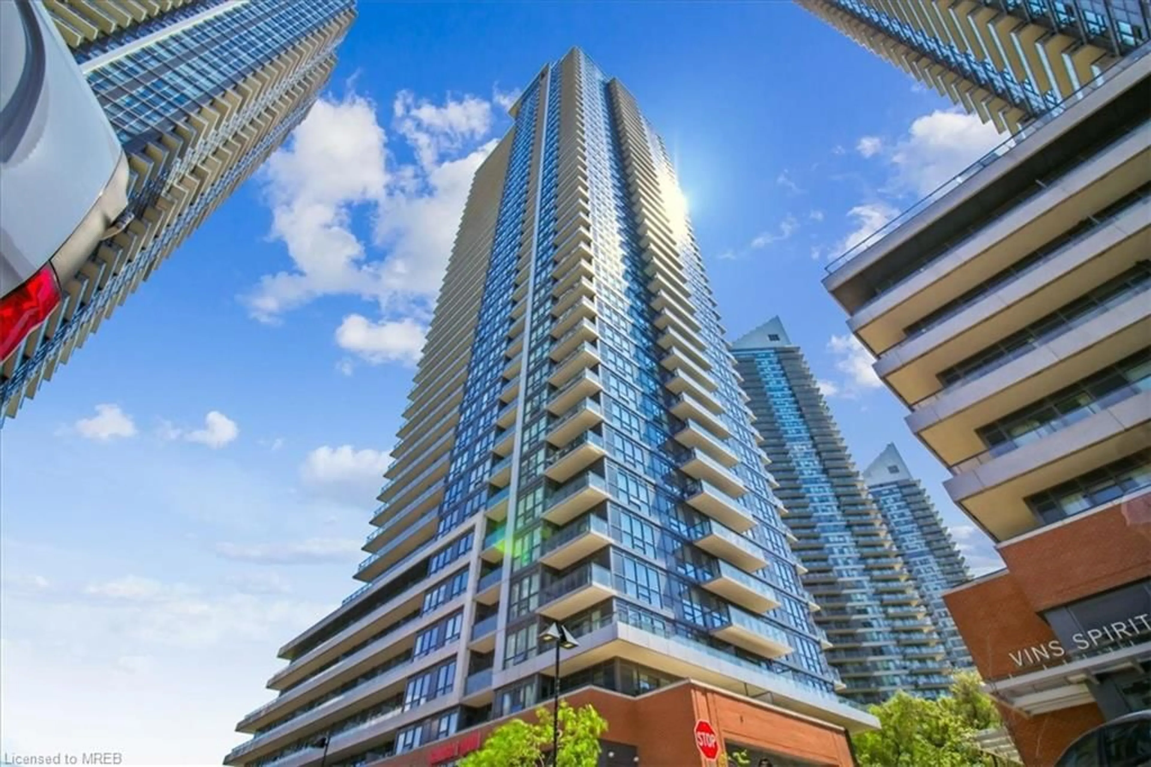 A pic from exterior of the house or condo for 2212 Lake Shore Blvd #908, Toronto Ontario M8V 0C2