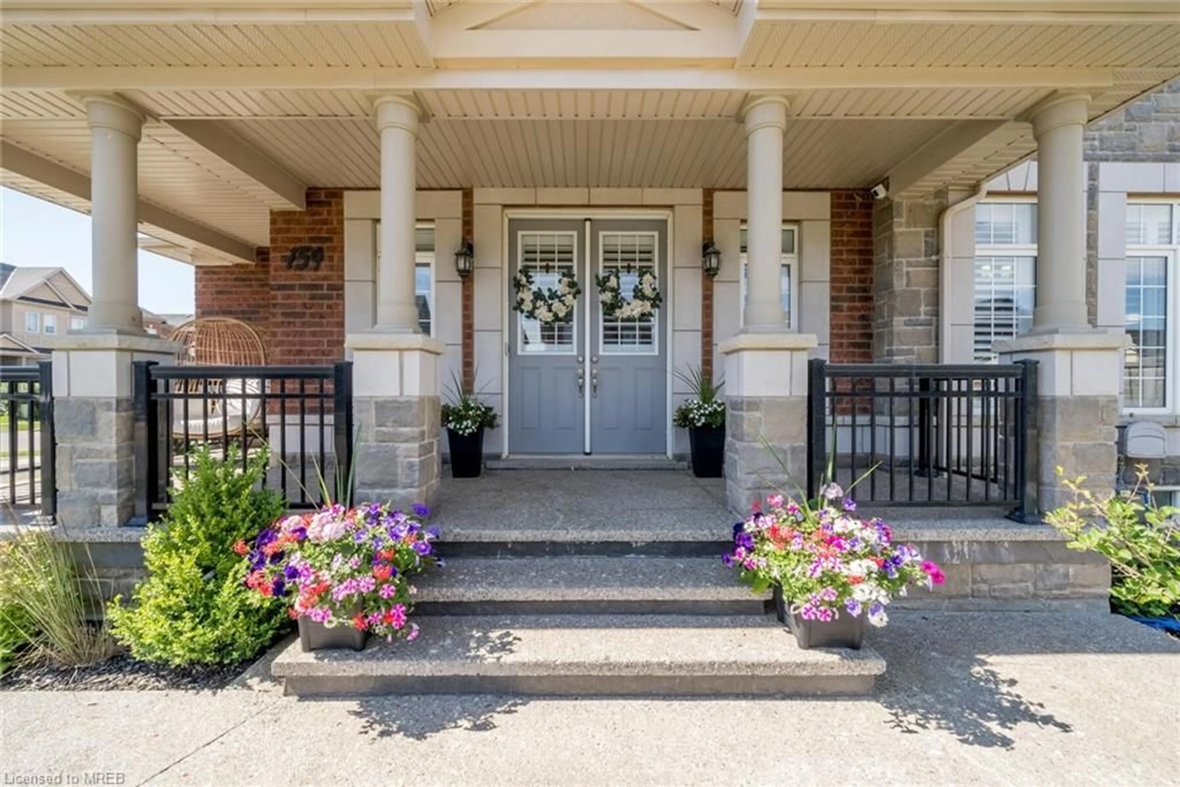 Indoor entryway for 159 Morningside Dr, Georgetown Ontario L7G 0M3