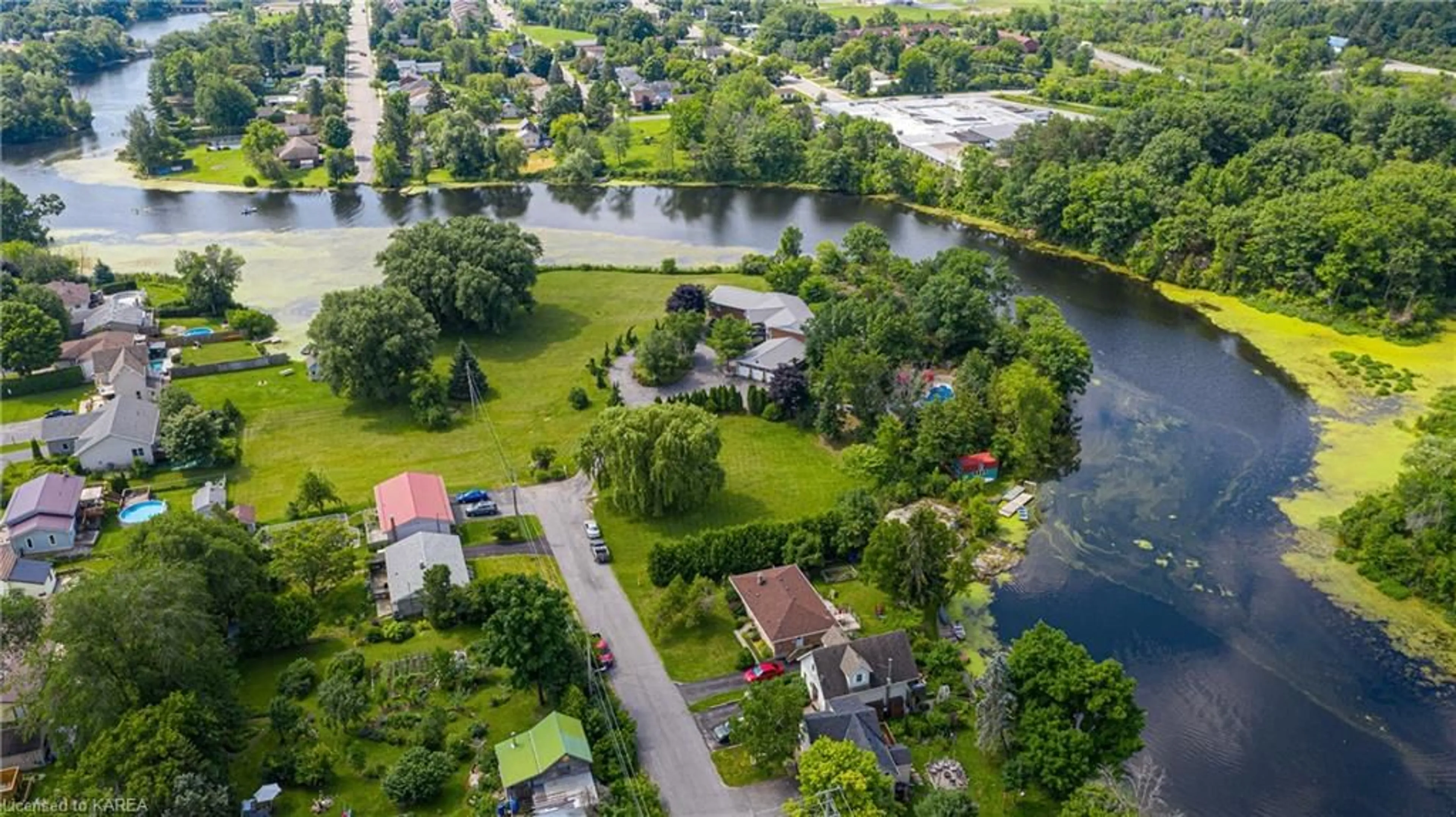 Lakeview for 550 Queen St, Gananoque Ontario K7G 2B1