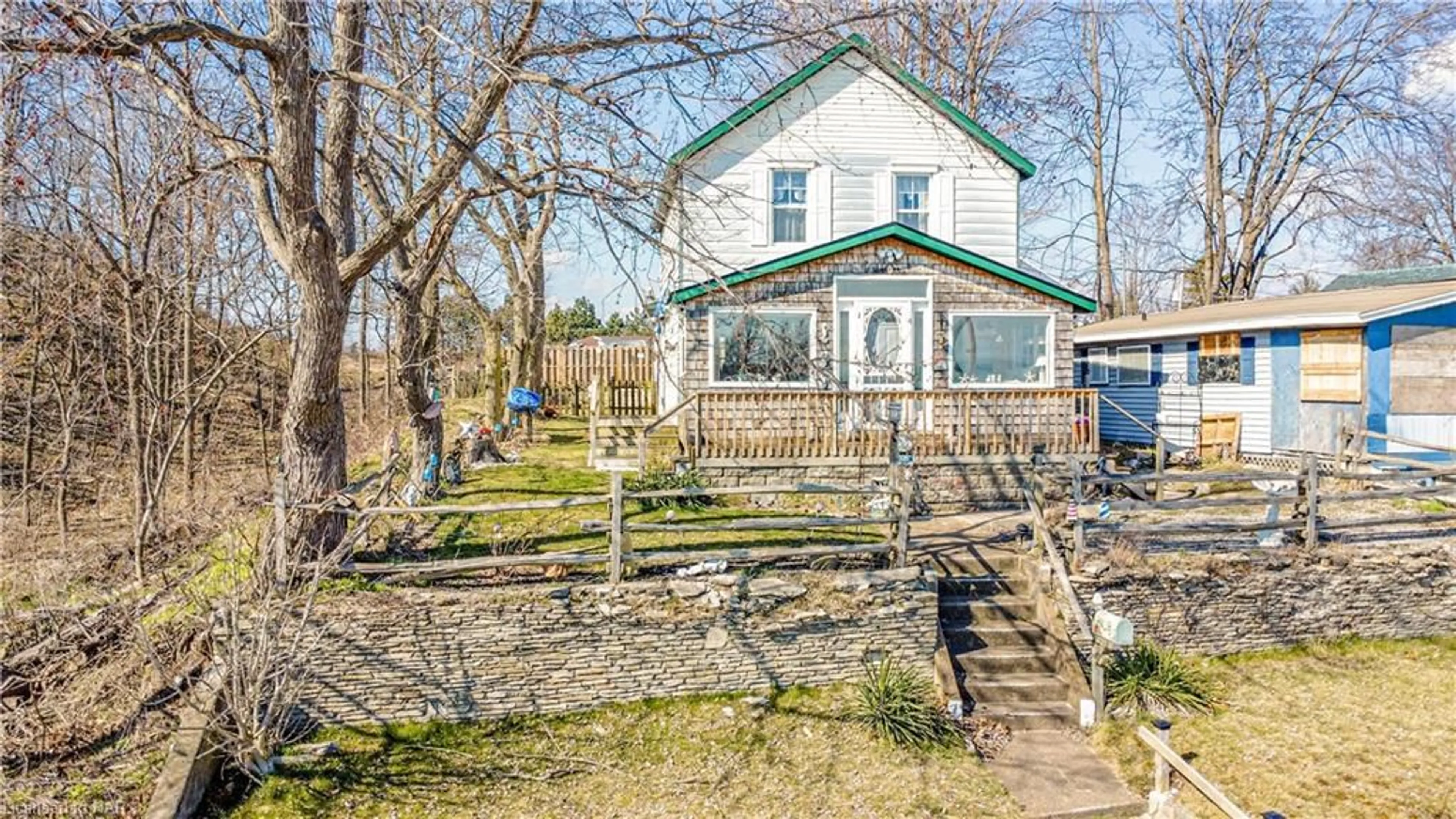 Cottage for 3840 Terrace Lane, Crystal Beach Ontario L0S 1B0