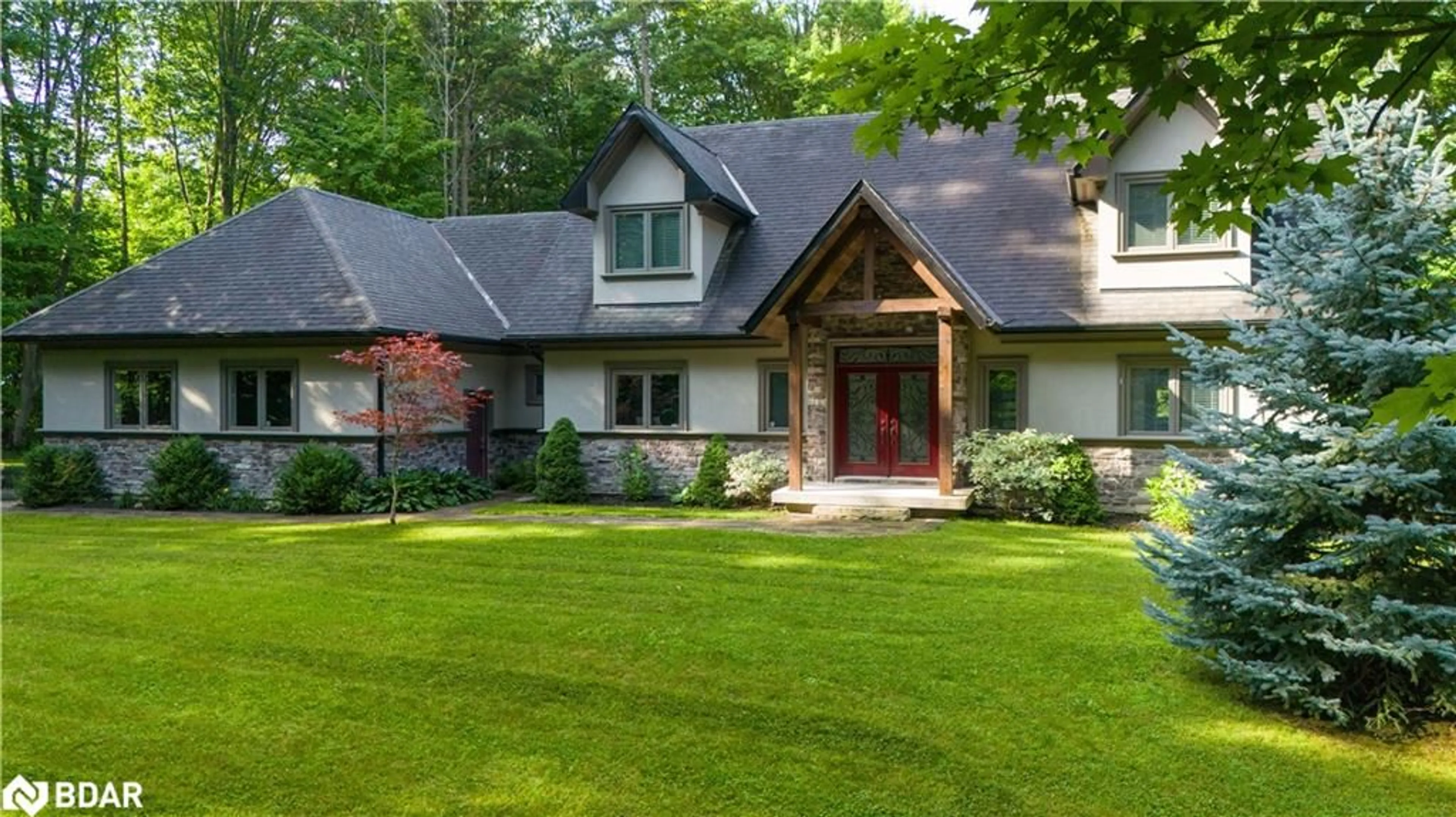 Cottage for 22 Loftus Rd, Springwater Ontario L0L 2K0