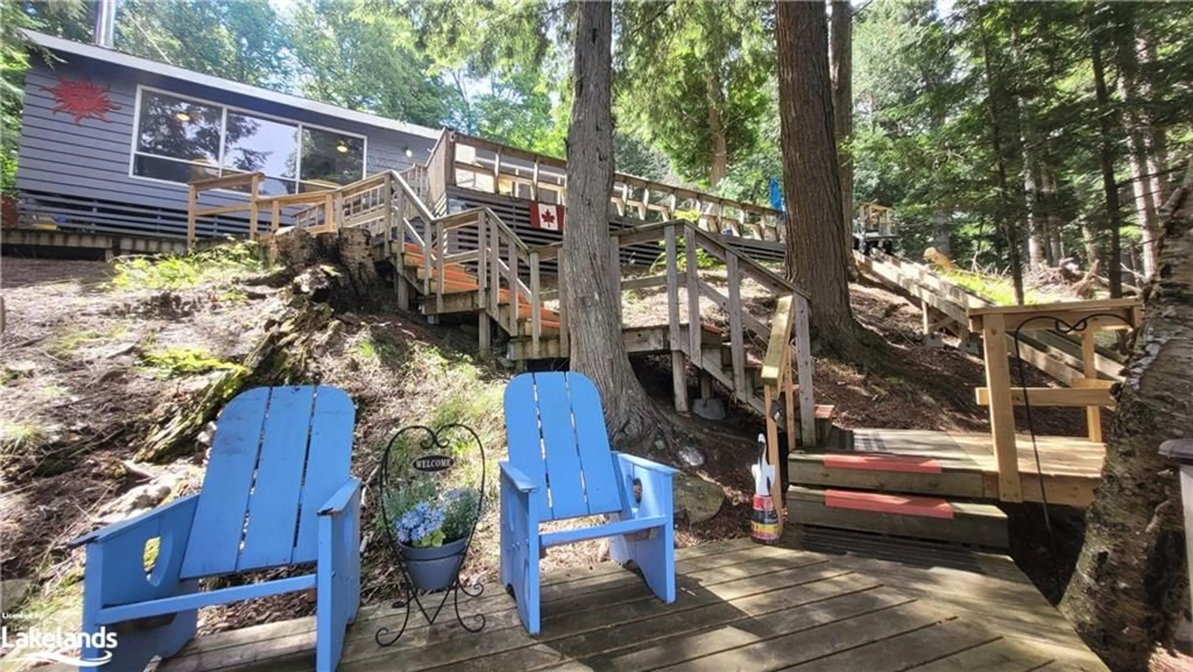 Patio for 254 Bigwin Island, Baysville Ontario P0B 1A0