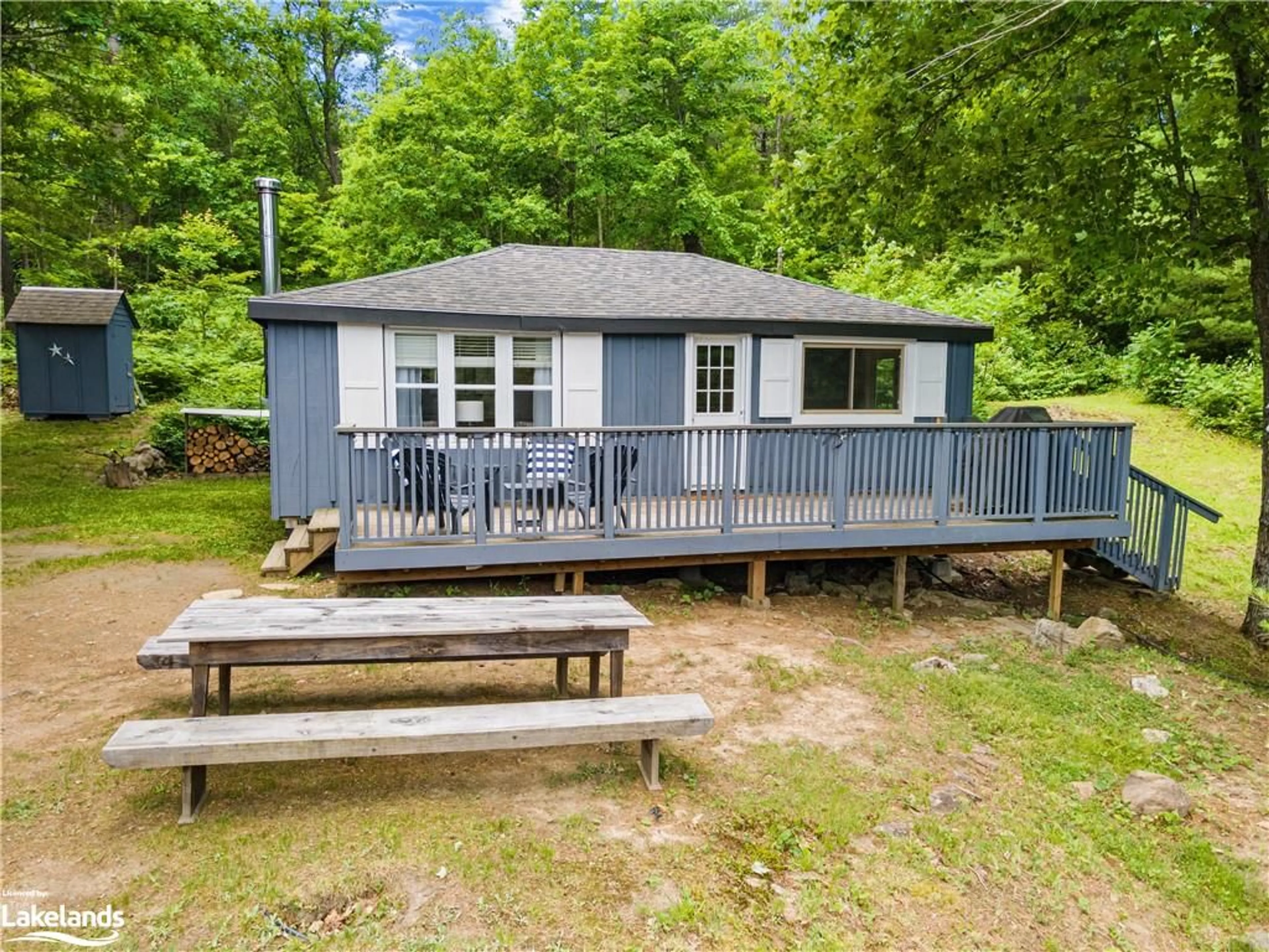 Cottage for 327 Musquosh River Shore, Georgian Bay Twp Ontario P0C 1H0