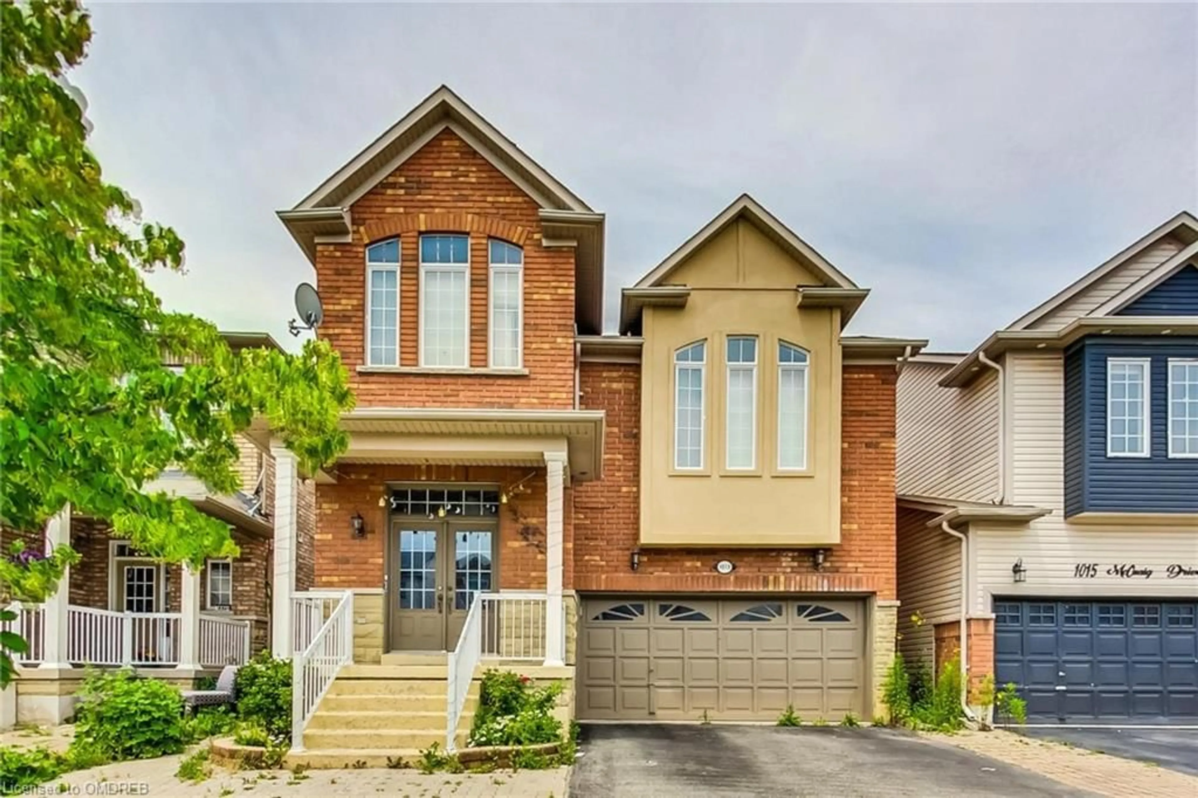 Home with brick exterior material for 1013 Mccuaig Dr, Milton Ontario L9T 6S4