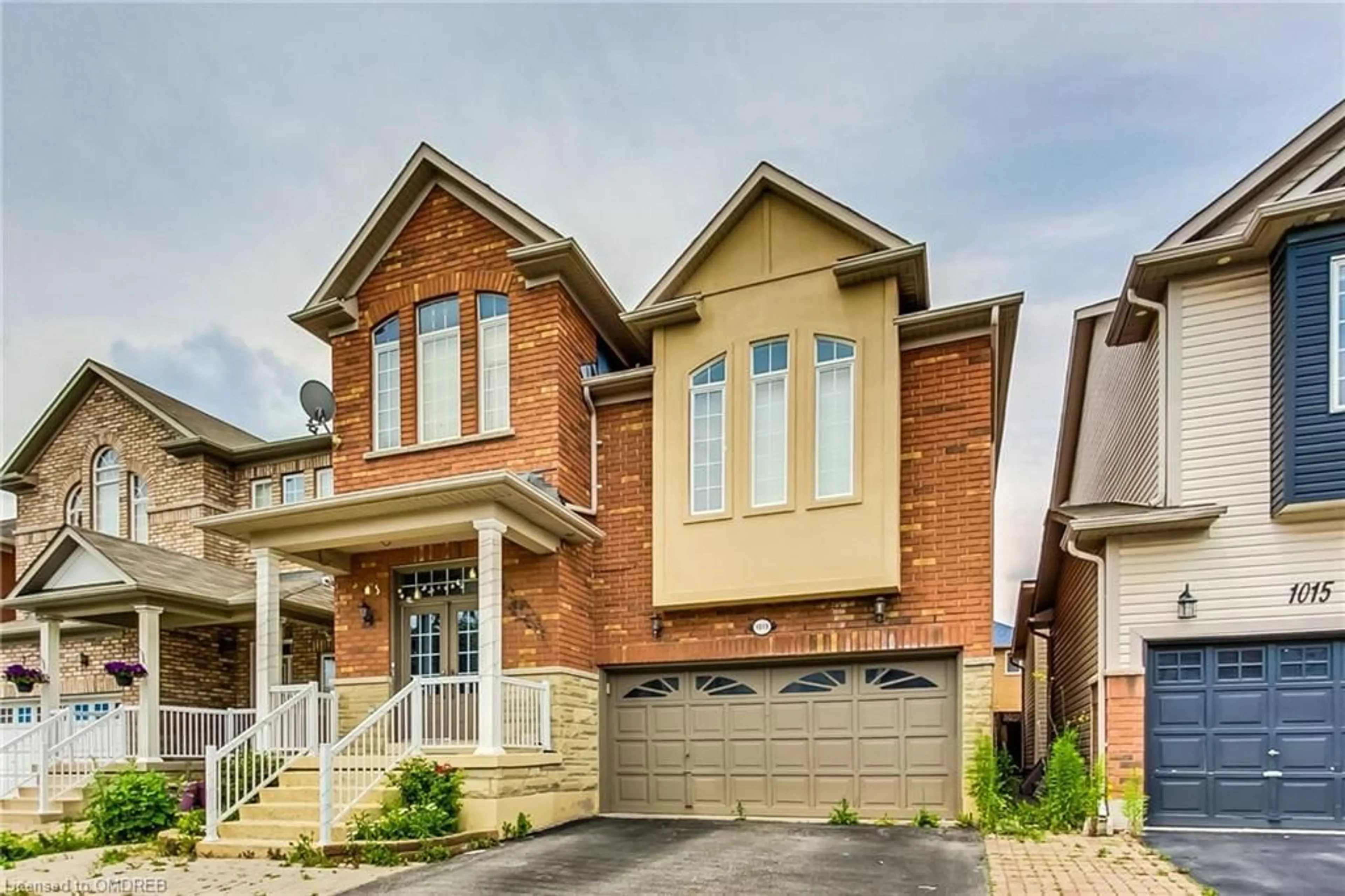 Home with brick exterior material for 1013 Mccuaig Dr, Milton Ontario L9T 6S4