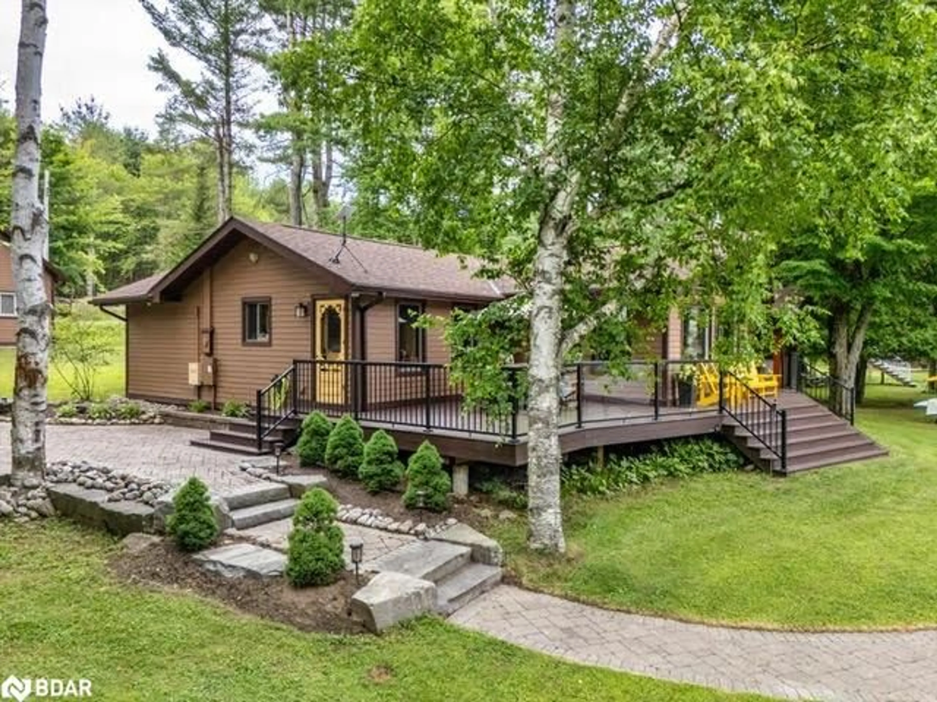 Cottage for 299 Seely Road Rd, Huntsville Ontario P1H 2J3