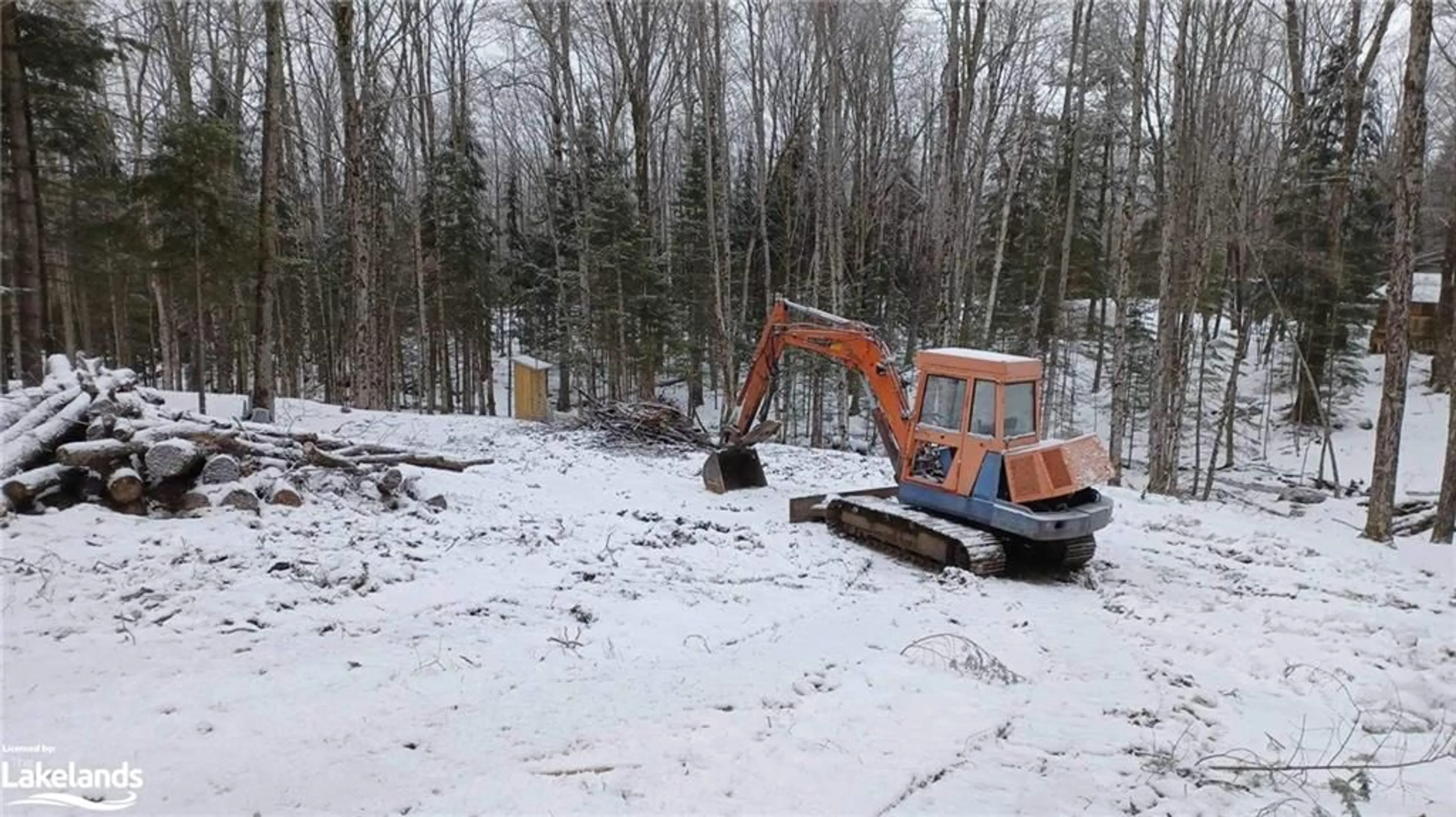 Shed for 1133 Bushwolf Lake Rd, Haliburton Ontario K0M 1S0