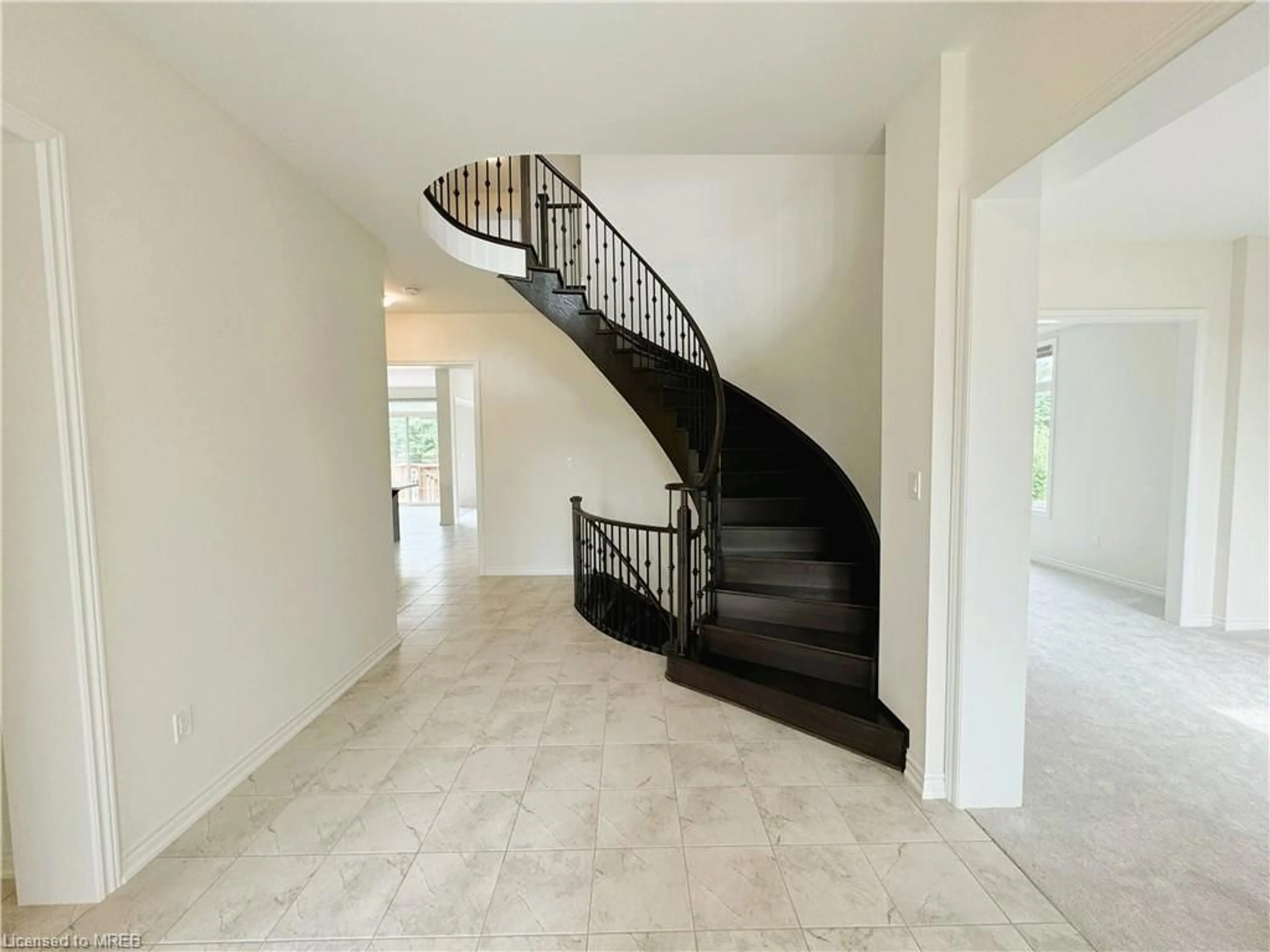 Stairs for 51 Sanford Cir, Springwater Ontario L9X 2A9